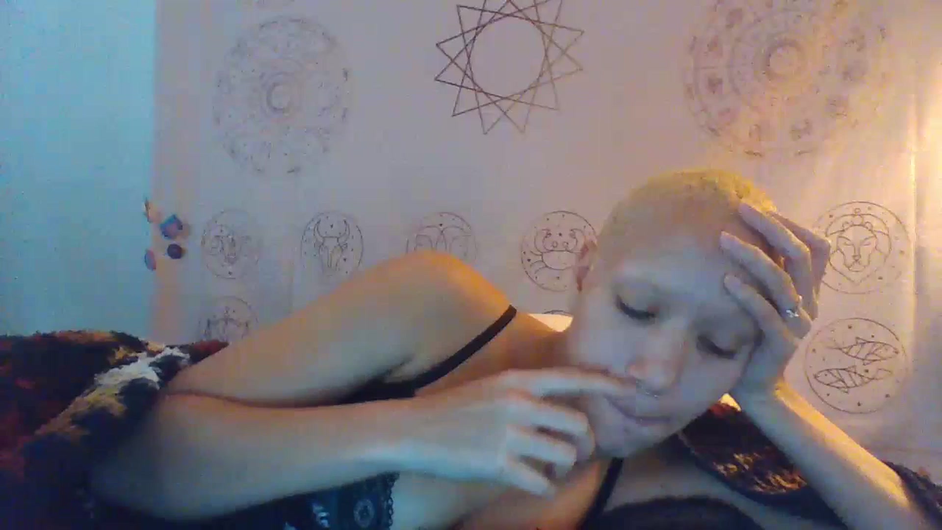 Gallery image thumbnail from June_More's myfreecams stream on, 07/13/2023, 17:55 image 15 of 20