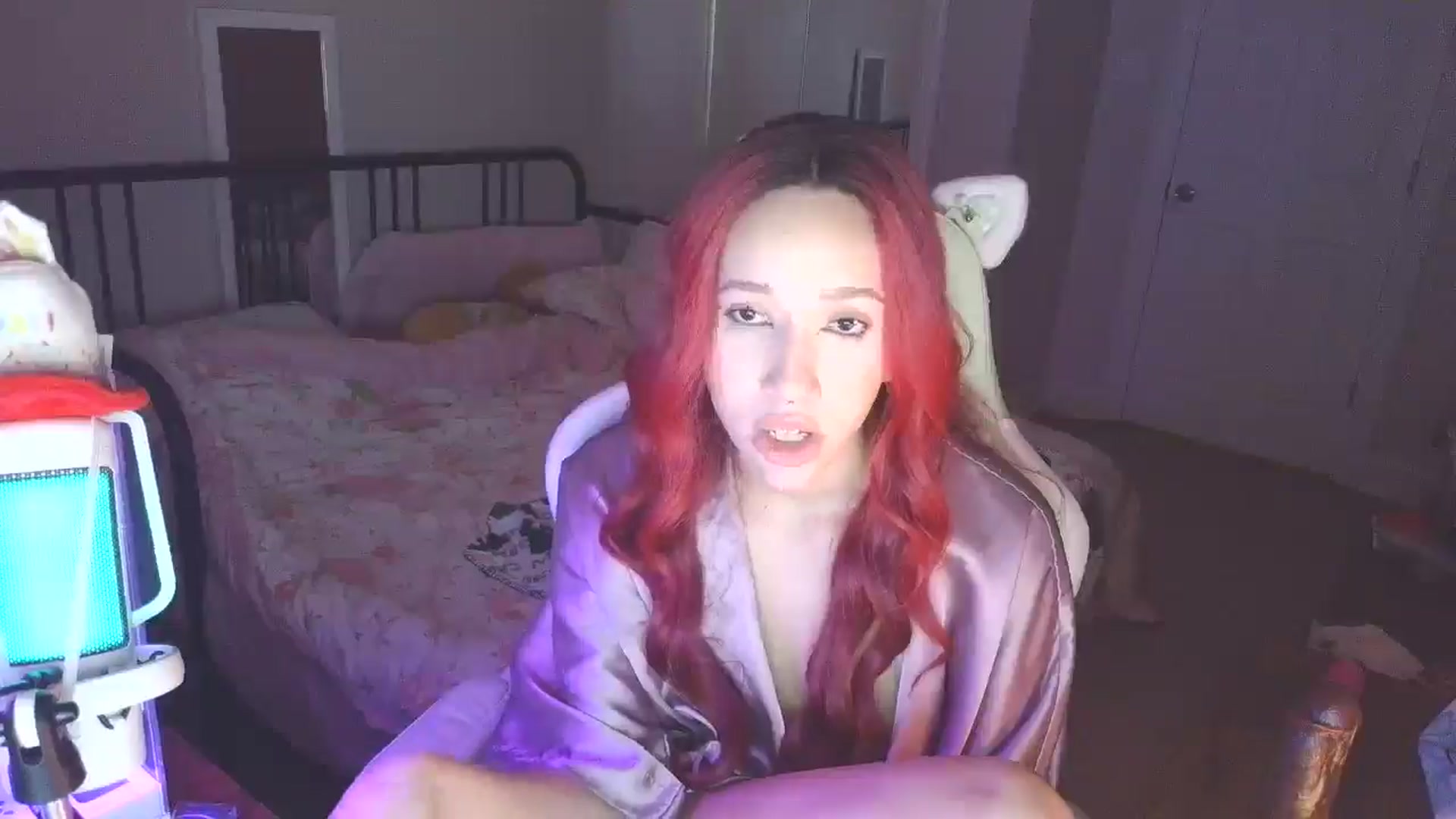 Gallery image thumbnail from June_More's myfreecams stream on, 04/17/2025, 07:59 image 20 of 20