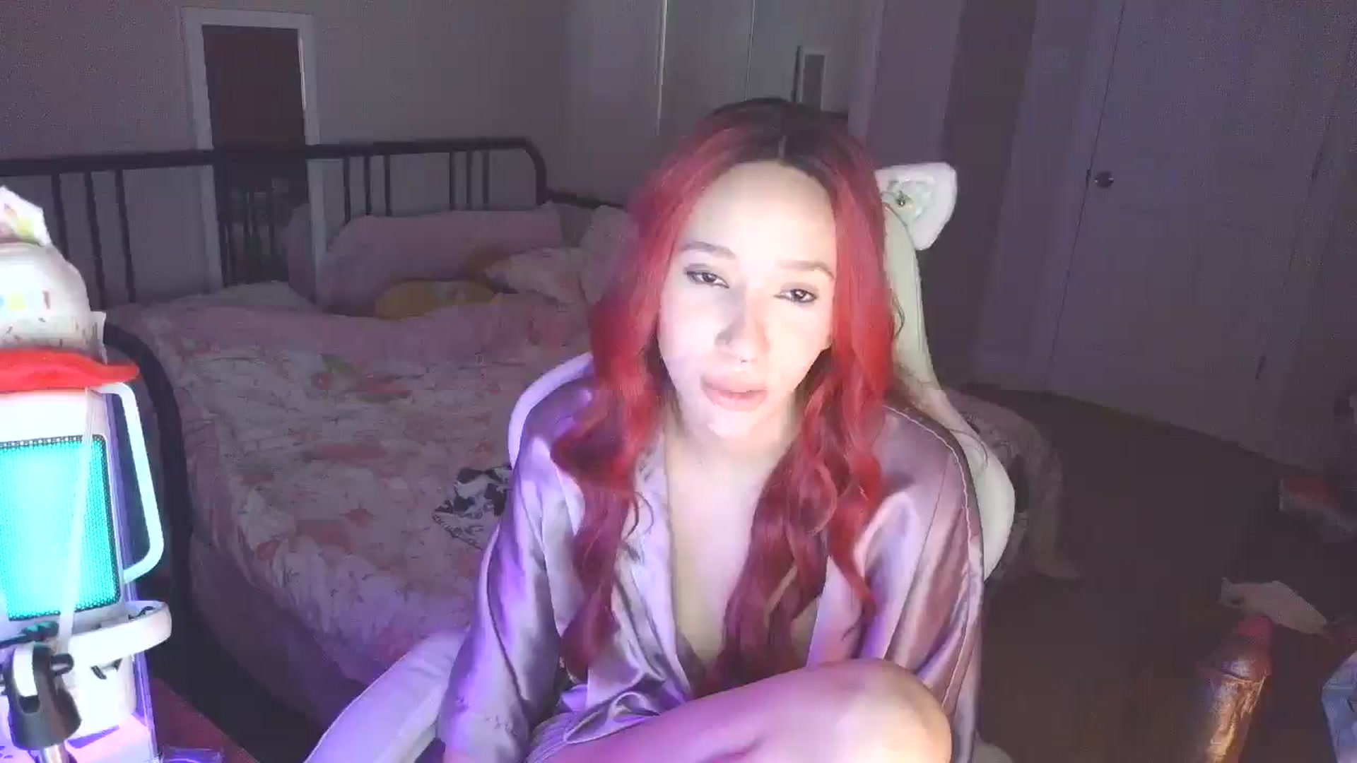 Gallery image thumbnail from June_More's myfreecams stream on, 04/17/2025, 07:59 image 9 of 20