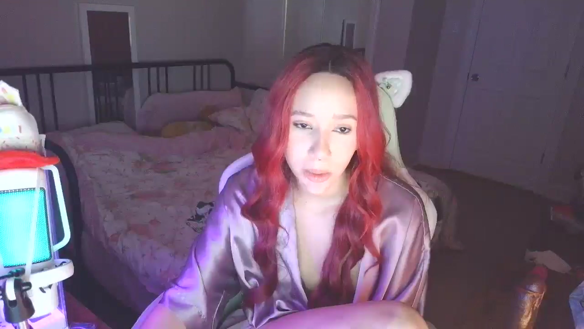 Gallery image thumbnail from June_More's myfreecams stream on, 04/17/2025, 07:59 image 16 of 20