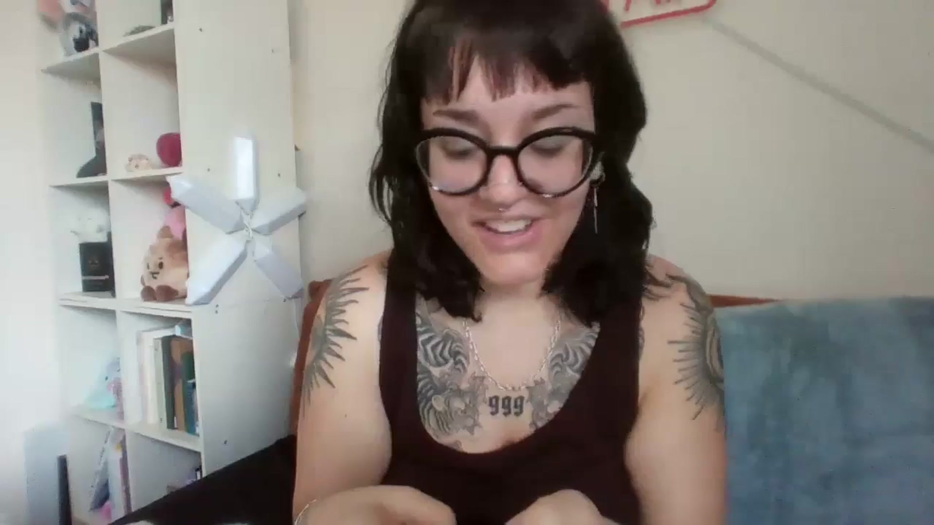 Gallery image thumbnail from JuniBites's myfreecams stream on, 03/24/2024, 18:18 image 5 of 20
