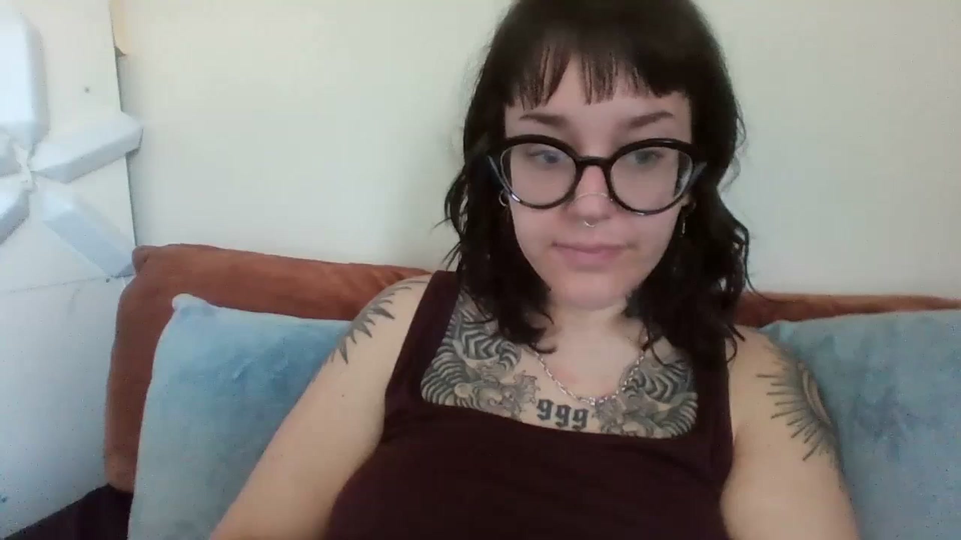 Gallery image thumbnail from JuniBites's myfreecams stream on, 03/24/2024, 18:18 image 16 of 20