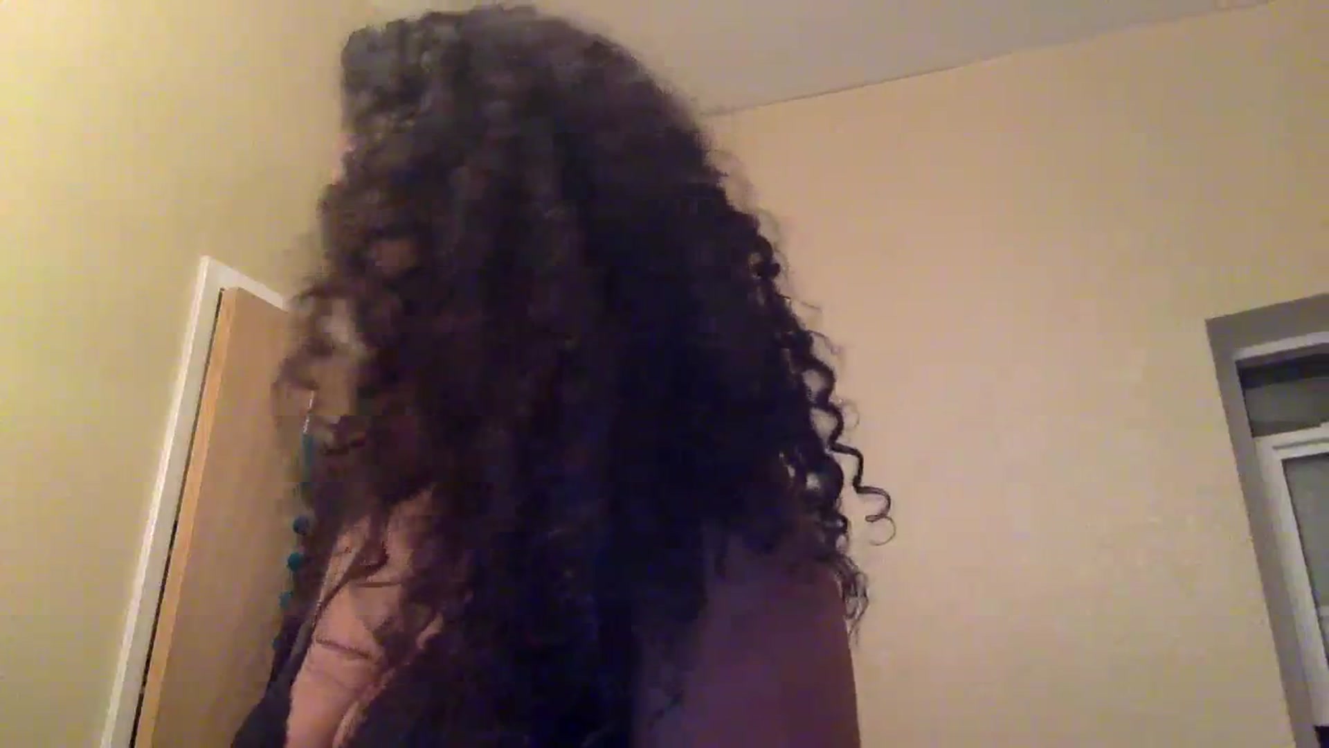Gallery image thumbnail from Juniper_'s myfreecams stream on, 01/01/2024, 11:25 image 14 of 20