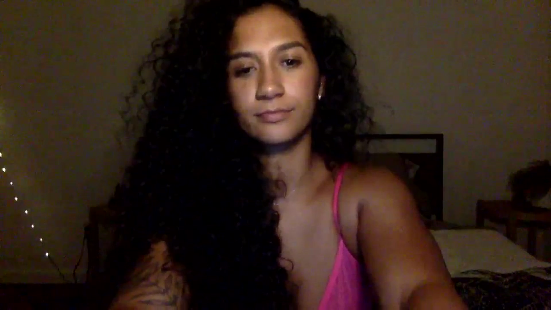 Gallery image thumbnail from Juniper_'s myfreecams stream on, 01/30/2024, 24:48 image 18 of 20