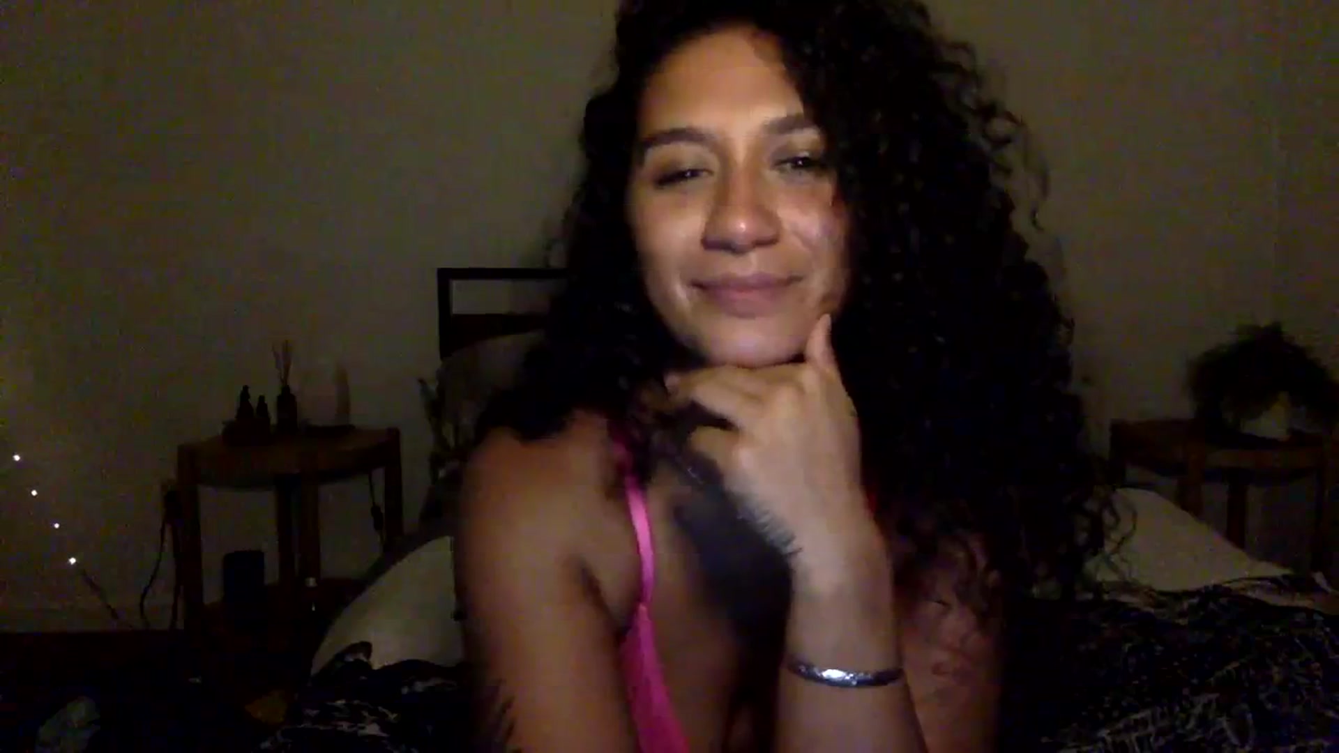 Gallery image thumbnail from Juniper_'s myfreecams stream on, 01/30/2024, 24:48 image 12 of 20