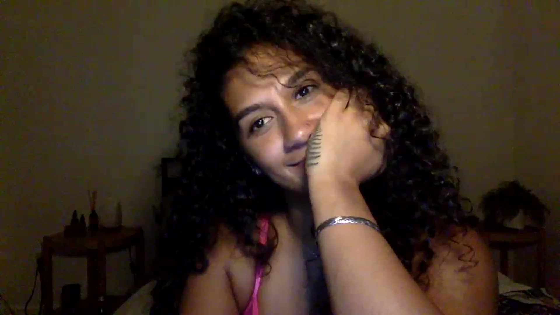 Gallery image thumbnail from Juniper_'s myfreecams stream on, 01/30/2024, 24:48 image 9 of 20
