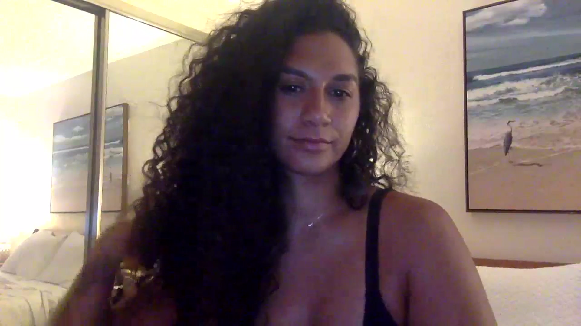 Gallery image thumbnail from Juniper_'s myfreecams stream on, 02/04/2024, 10:44 image 15 of 20