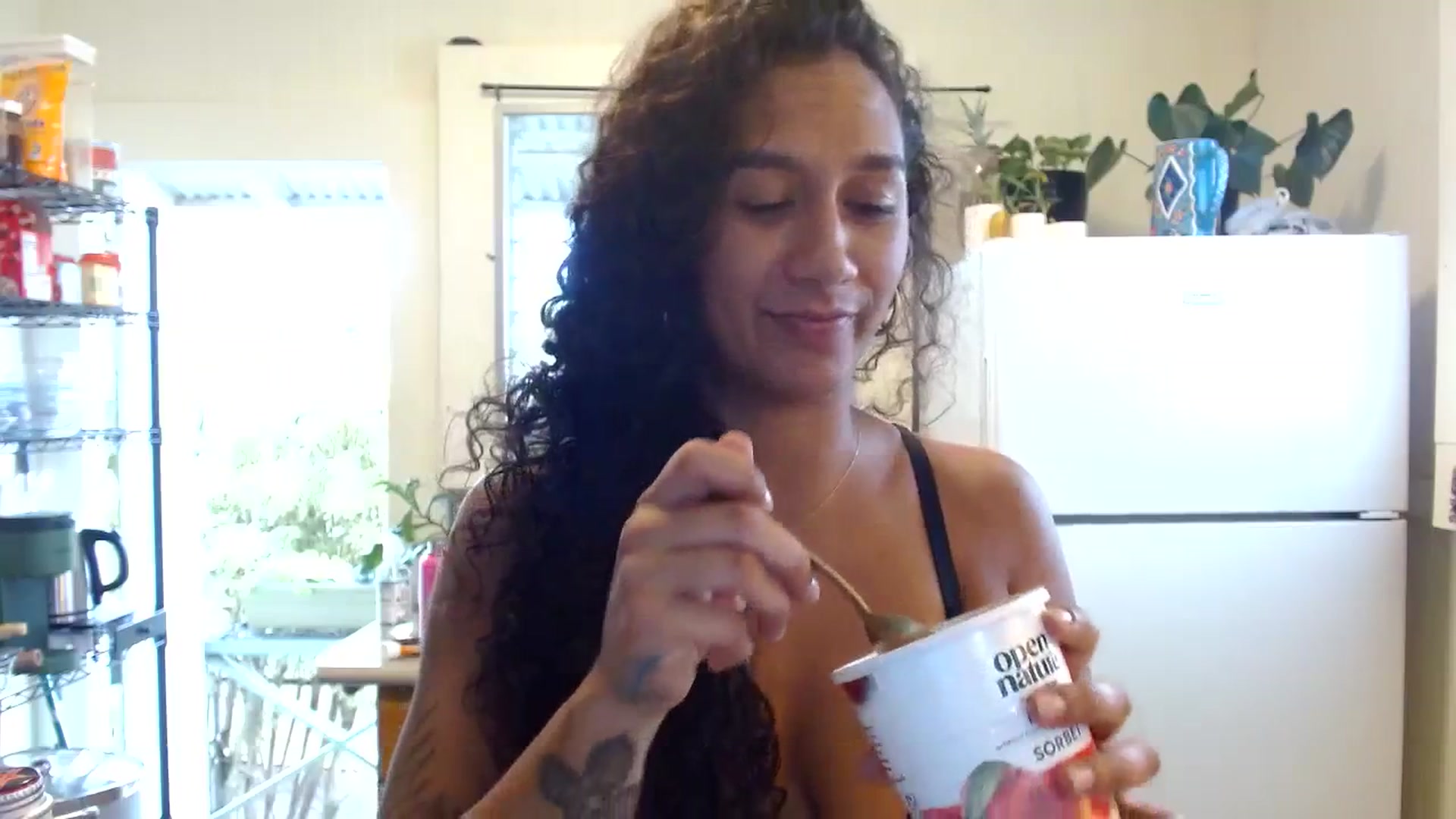 Gallery image thumbnail from Juniper_'s myfreecams stream on, 02/07/2024, 01:43 image 12 of 20