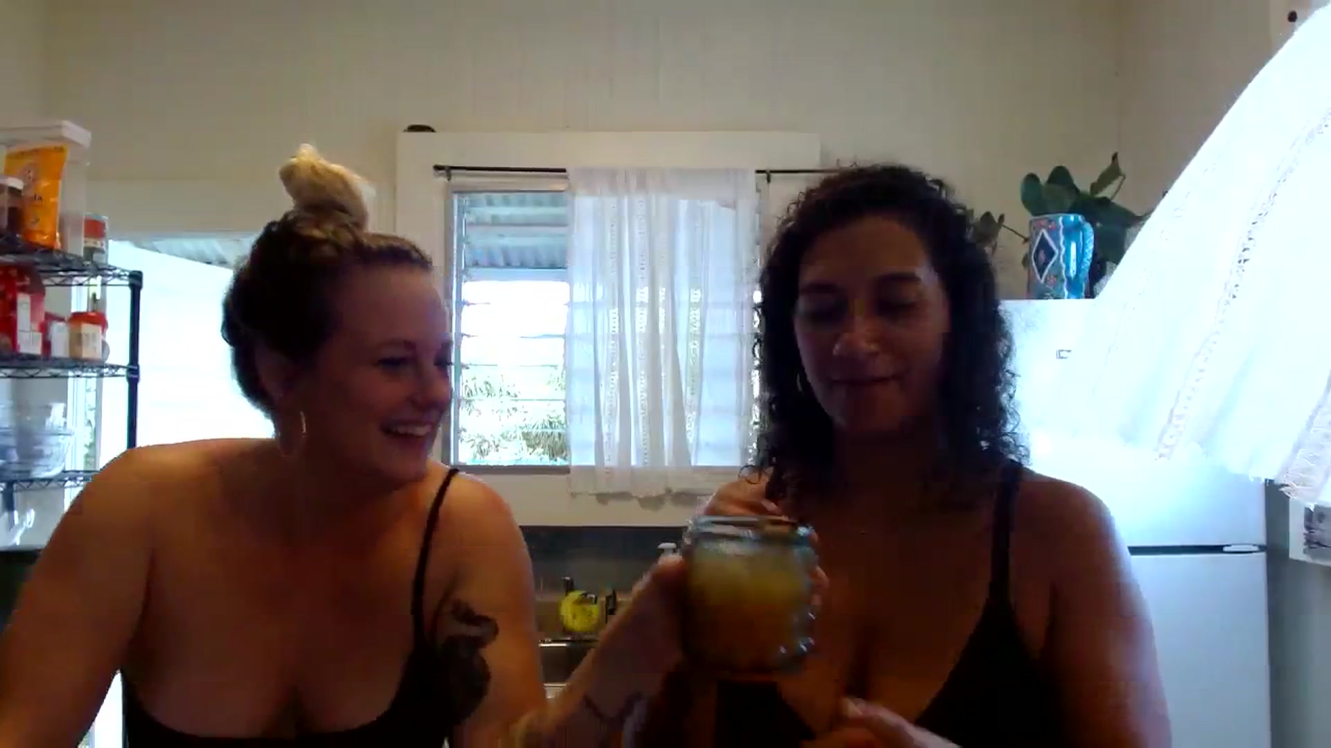 Gallery image thumbnail from Juniper_'s myfreecams stream on, 02/07/2024, 02:59 image 4 of 20