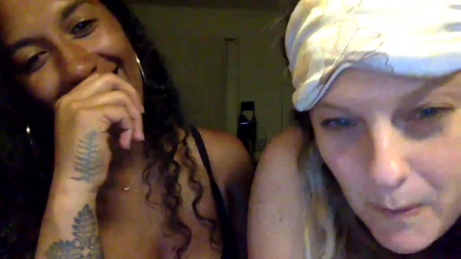 Gallery image thumbnail from Juniper_'s myfreecams stream on, 02/13/2024, 08:15 image 18 of 20