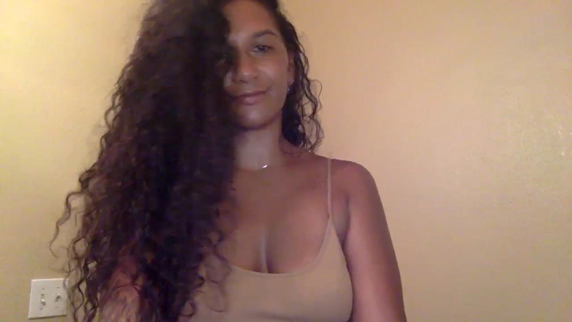 Gallery image thumbnail from Juniper_'s myfreecams stream on, 02/25/2024, 09:45 image 7 of 20