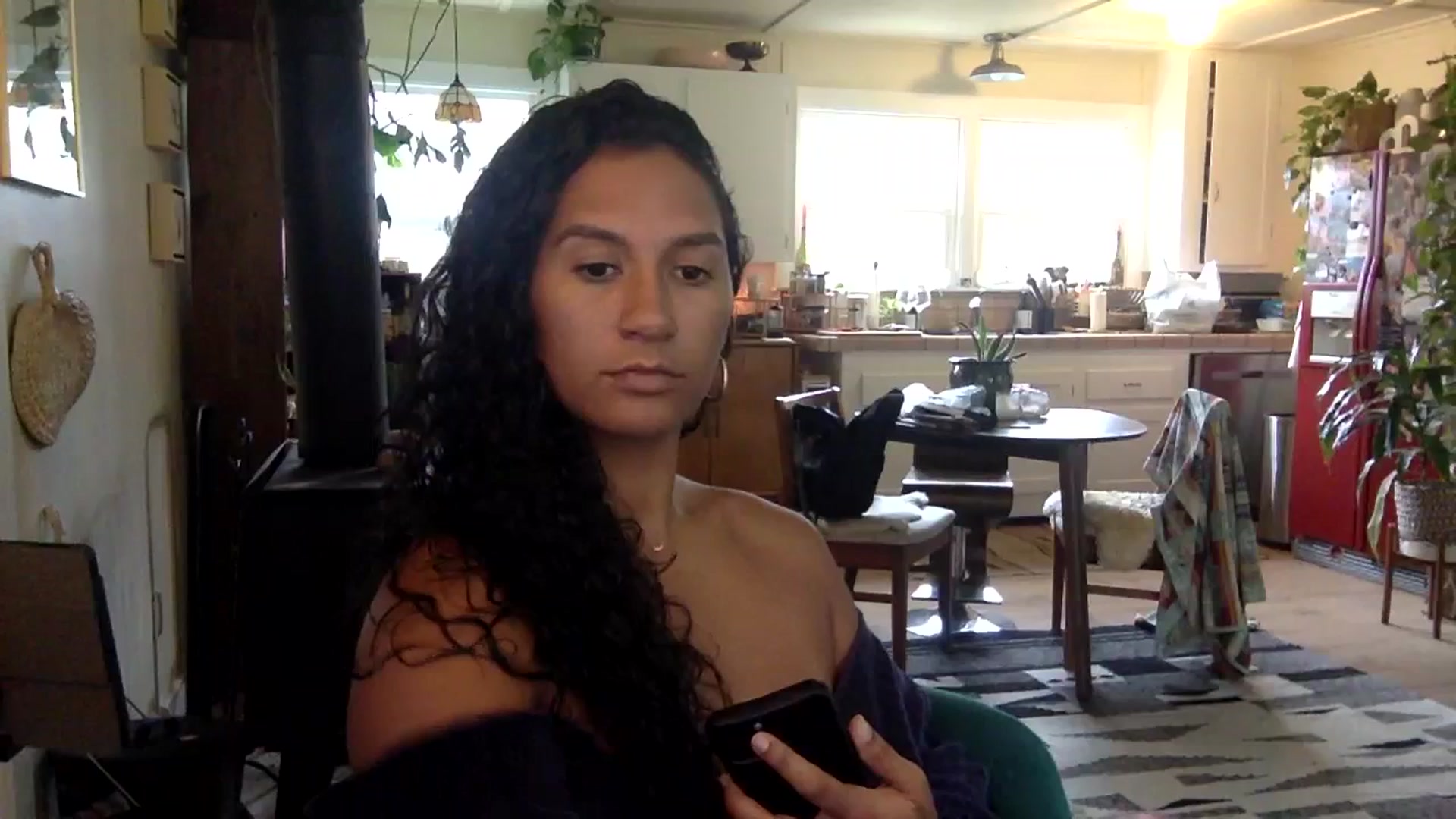 Gallery image thumbnail from Juniper_'s myfreecams stream on, 03/04/2024, 19:45 image 19 of 20