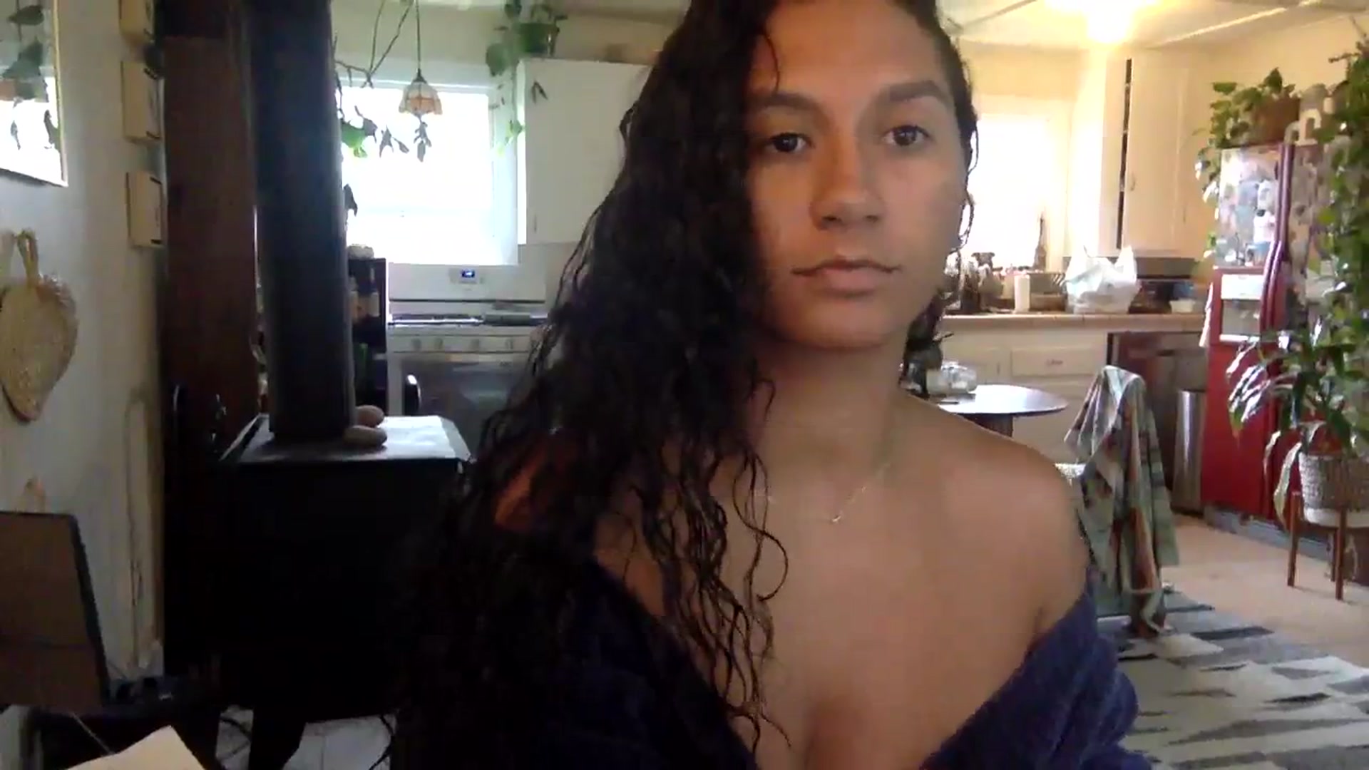 Gallery image thumbnail from Juniper_'s myfreecams stream on, 03/04/2024, 19:45 image 11 of 20