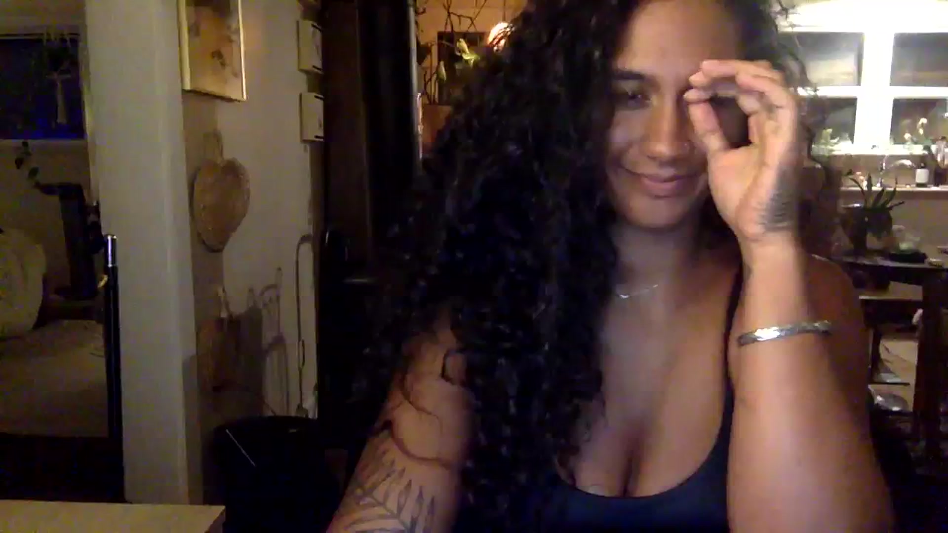 Gallery image thumbnail from Juniper_'s myfreecams stream on, 03/09/2024, 10:01 image 17 of 20