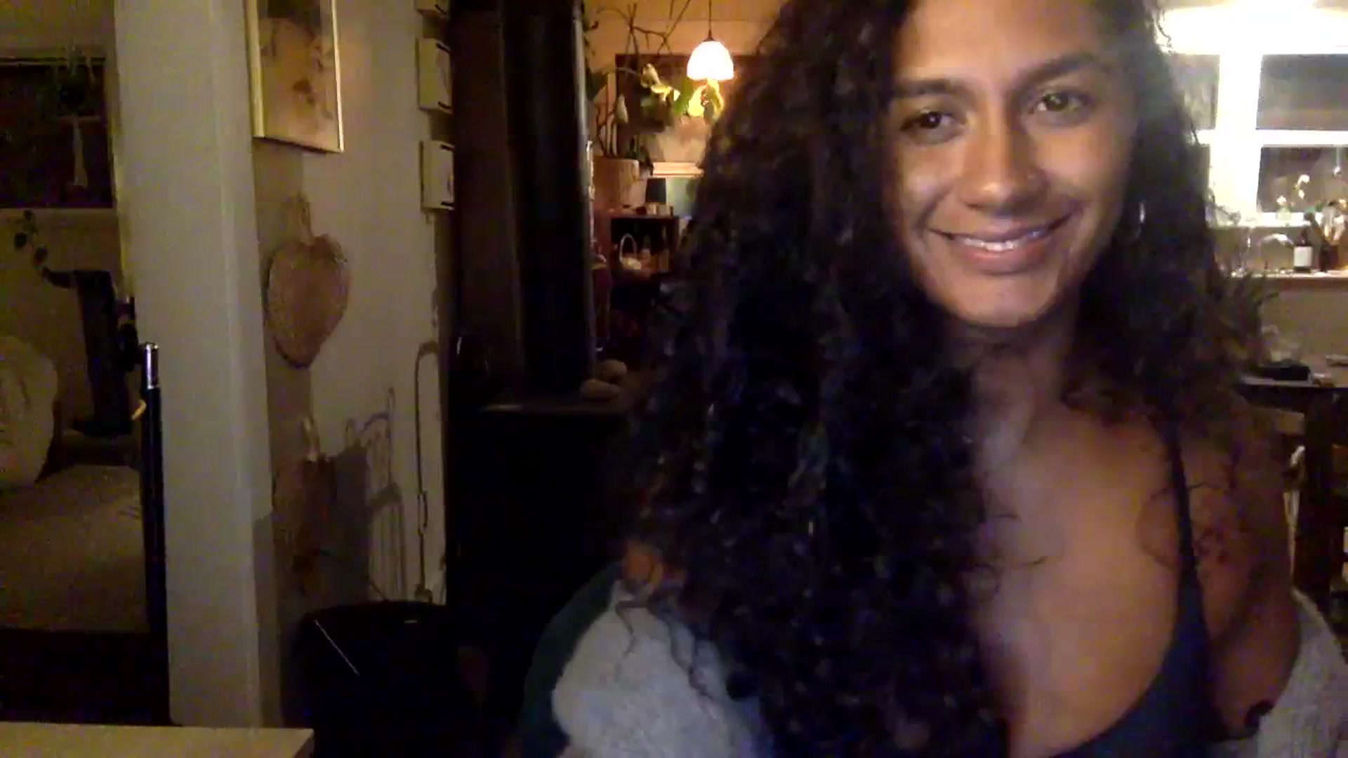 Gallery image thumbnail from Juniper_'s myfreecams stream on, 03/09/2024, 10:01 image 14 of 20