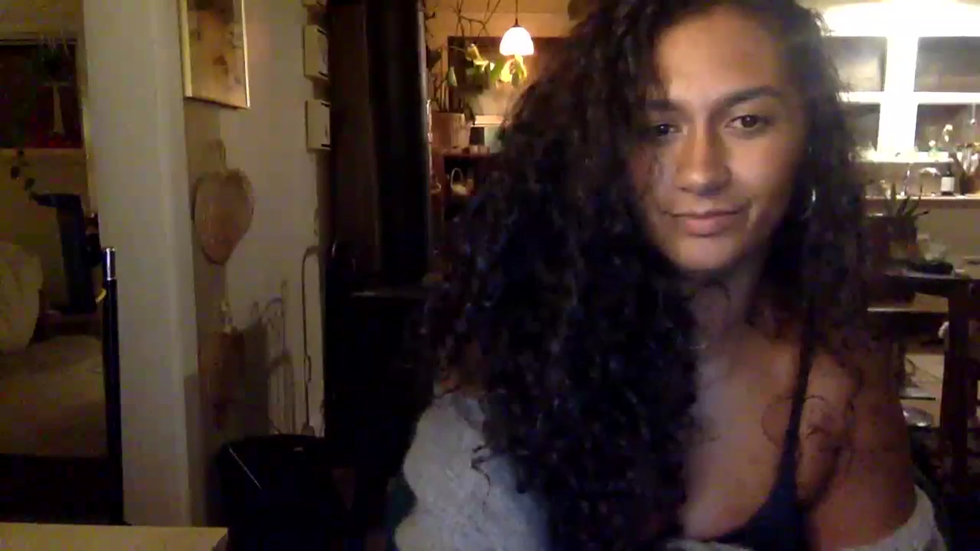 Gallery image thumbnail from Juniper_'s myfreecams stream on, 03/09/2024, 10:01 image 13 of 20