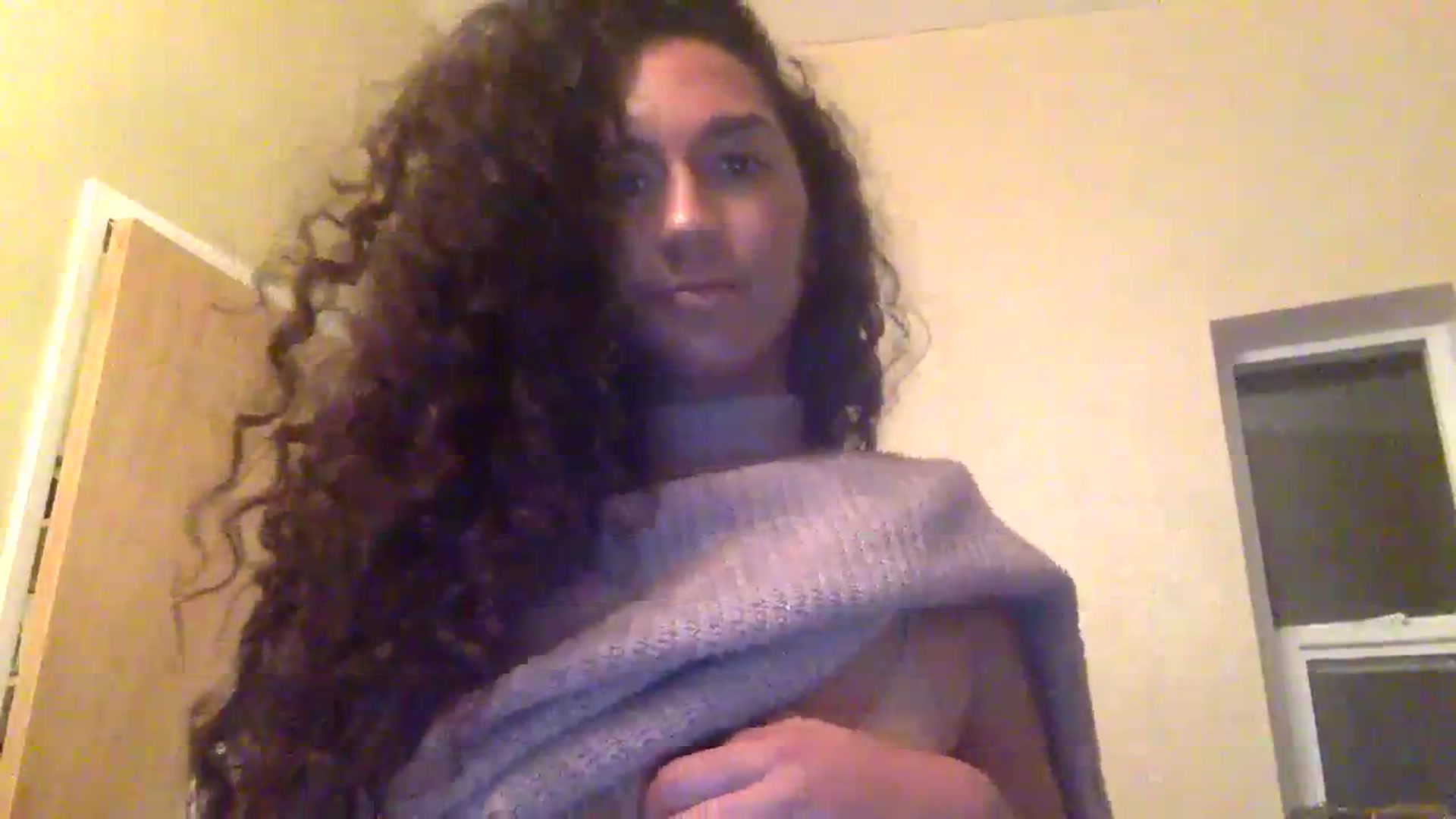 Gallery image thumbnail from Juniper_'s myfreecams stream on, 04/15/2024, 06:12 image 6 of 20