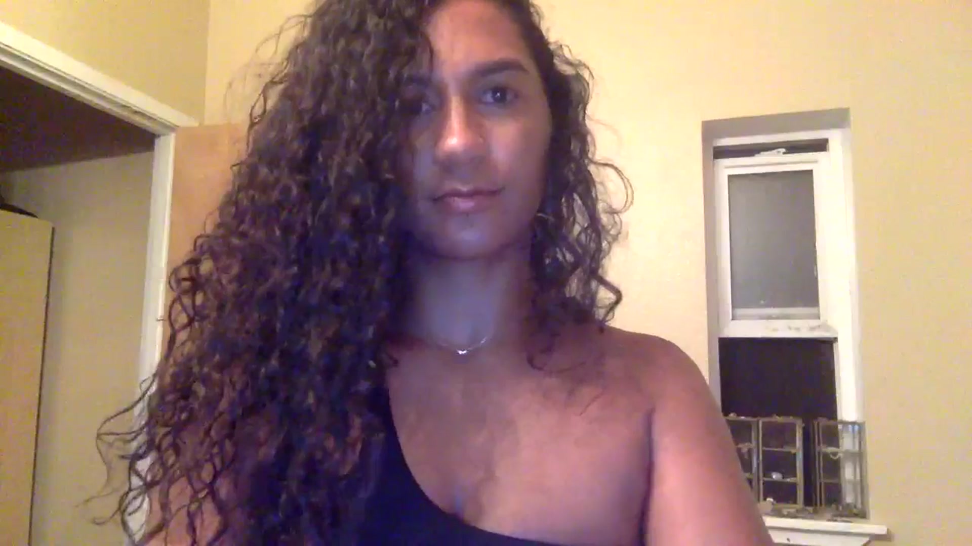 Gallery image thumbnail from Juniper_'s myfreecams stream on, 04/22/2024, 05:25 image 2 of 20