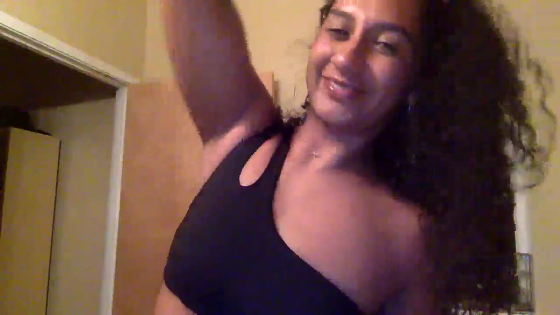 Gallery image thumbnail from Juniper_'s myfreecams stream on, 04/22/2024, 05:25 image 5 of 20