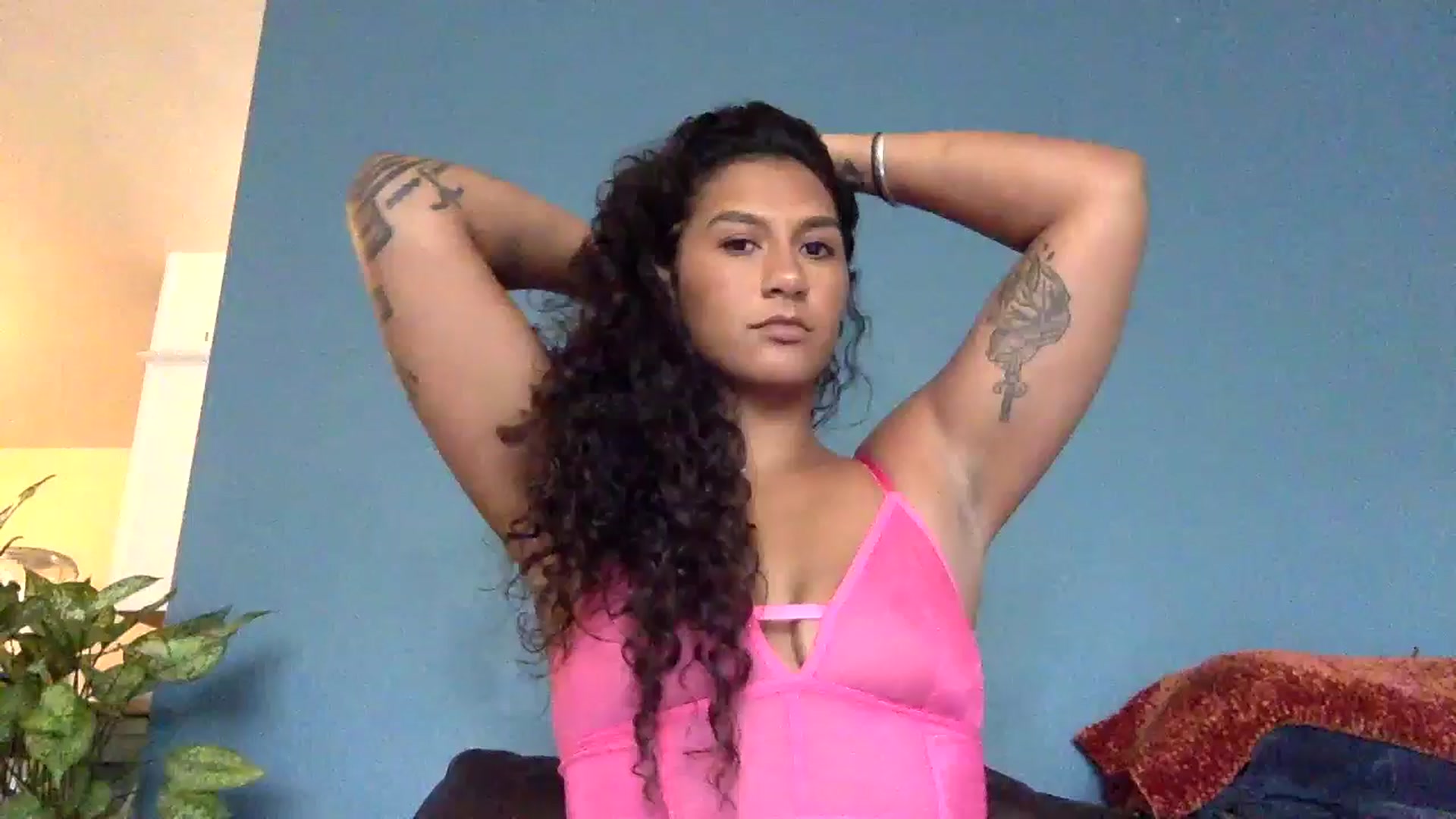 Gallery image thumbnail from Juniper_'s myfreecams stream on, 04/26/2024, 22:51 image 11 of 20