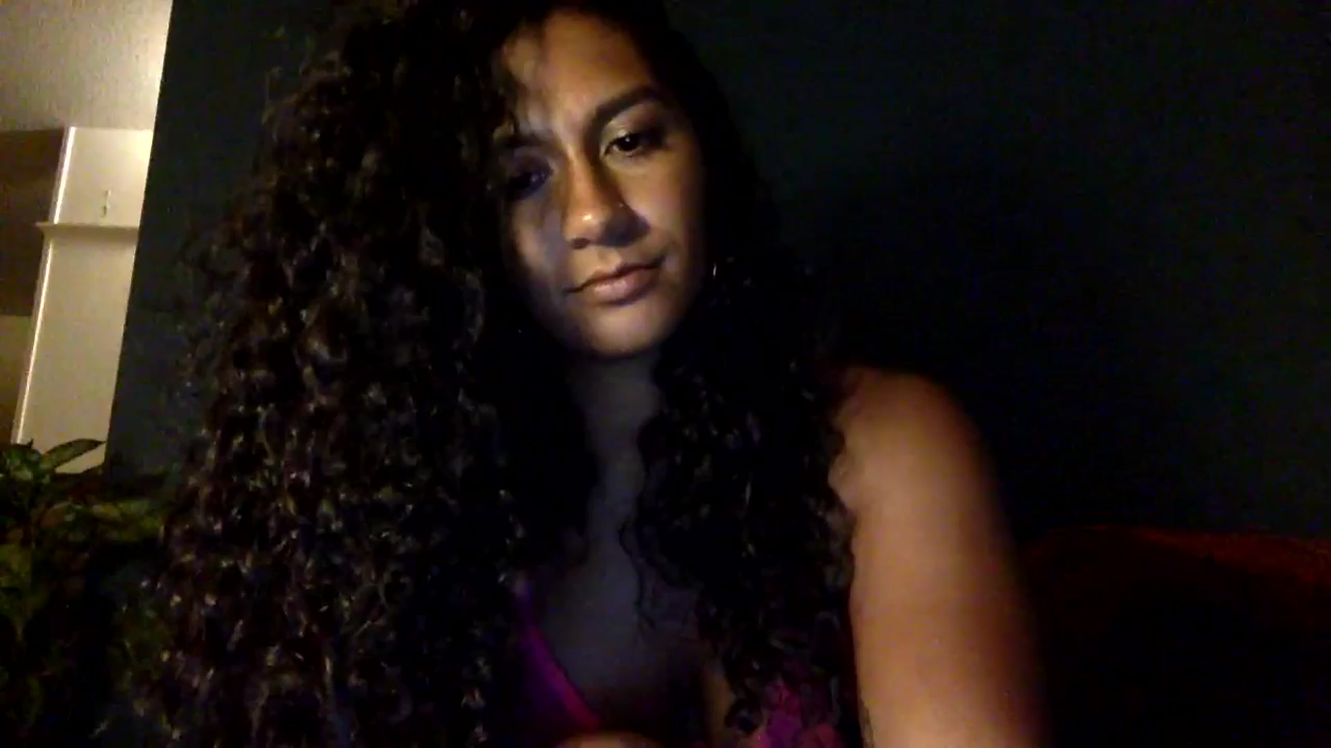 Gallery image thumbnail from Juniper_'s myfreecams stream on, 04/27/2024, 07:30 image 1 of 20