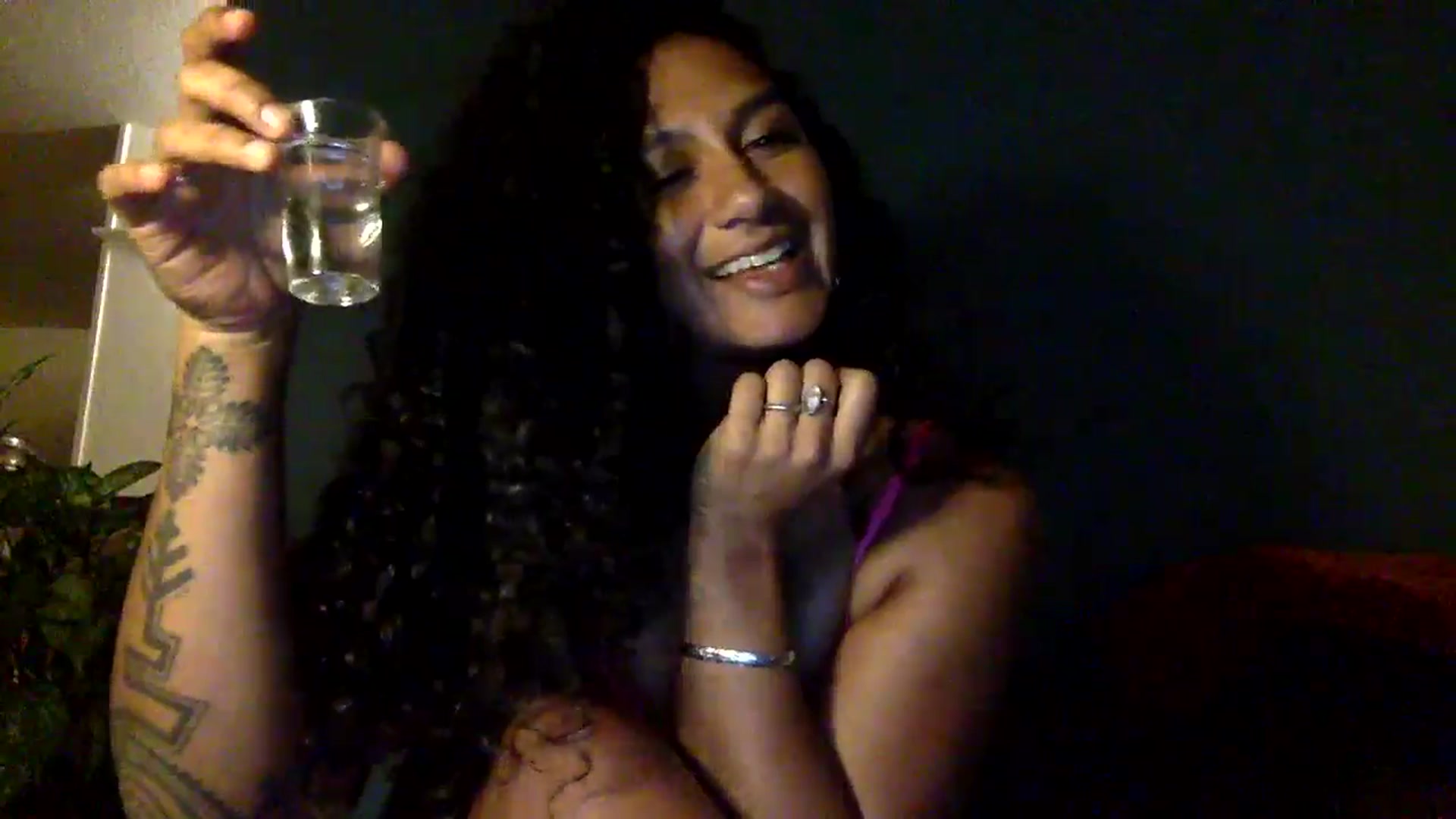 Gallery image thumbnail from Juniper_'s myfreecams stream on, 04/27/2024, 07:30 image 16 of 20