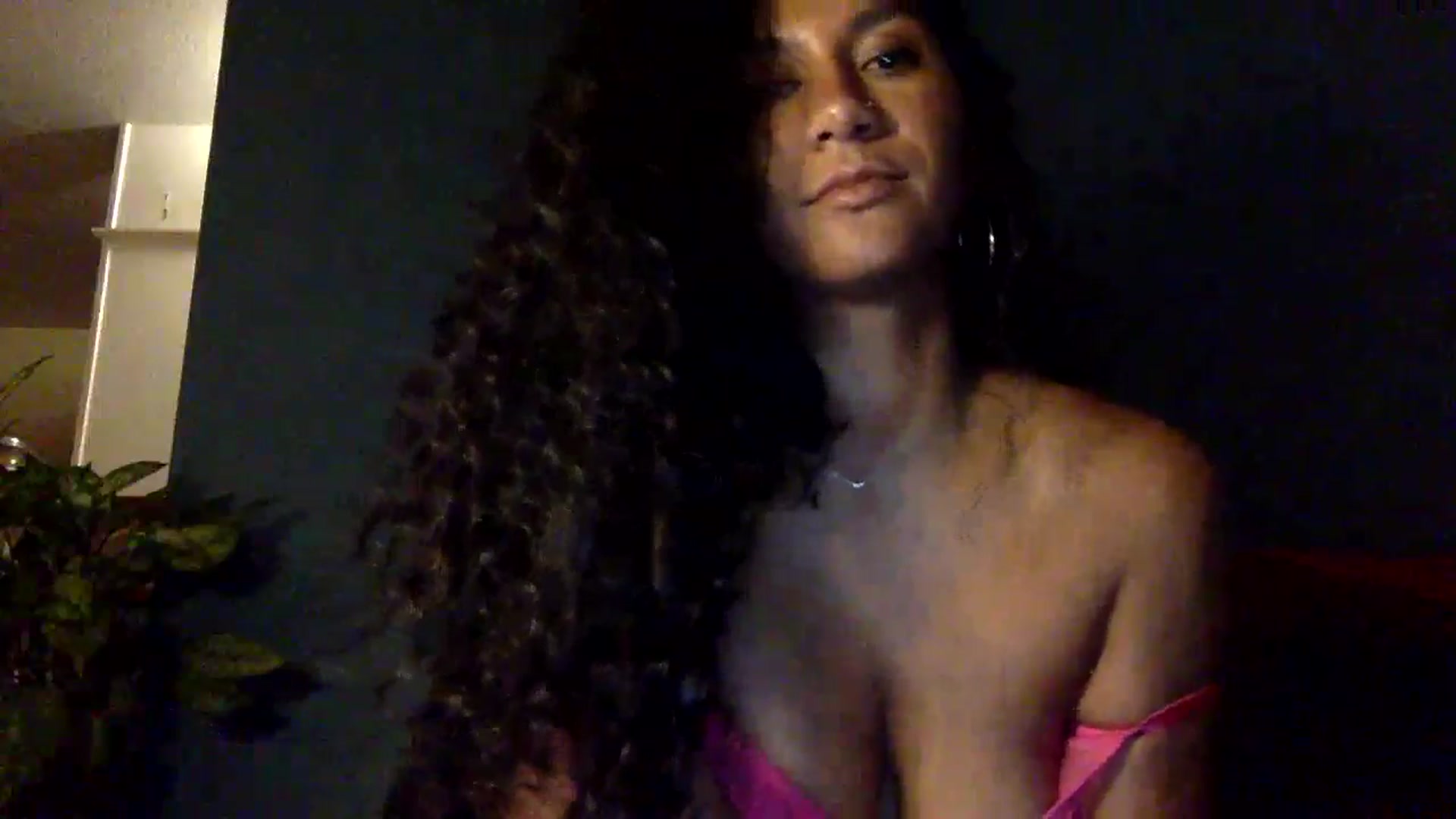 Gallery image thumbnail from Juniper_'s myfreecams stream on, 04/27/2024, 07:30 image 12 of 20