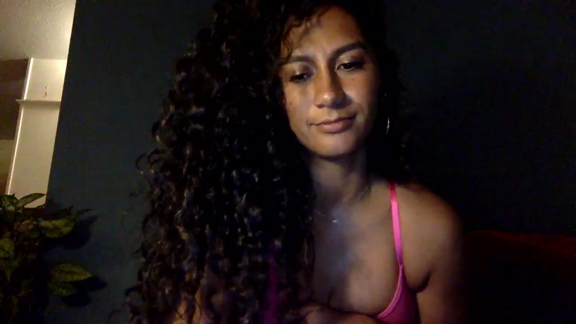 Gallery image thumbnail from Juniper_'s myfreecams stream on, 04/27/2024, 07:30 image 6 of 20