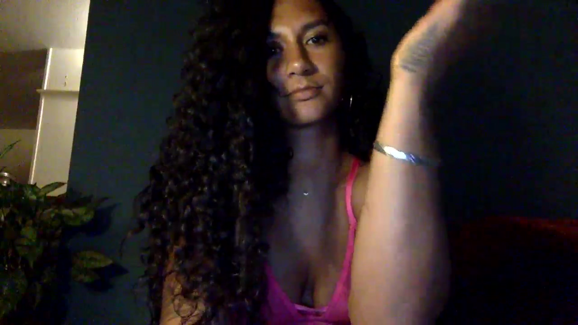 Gallery image thumbnail from Juniper_'s myfreecams stream on, 04/27/2024, 07:30 image 7 of 20