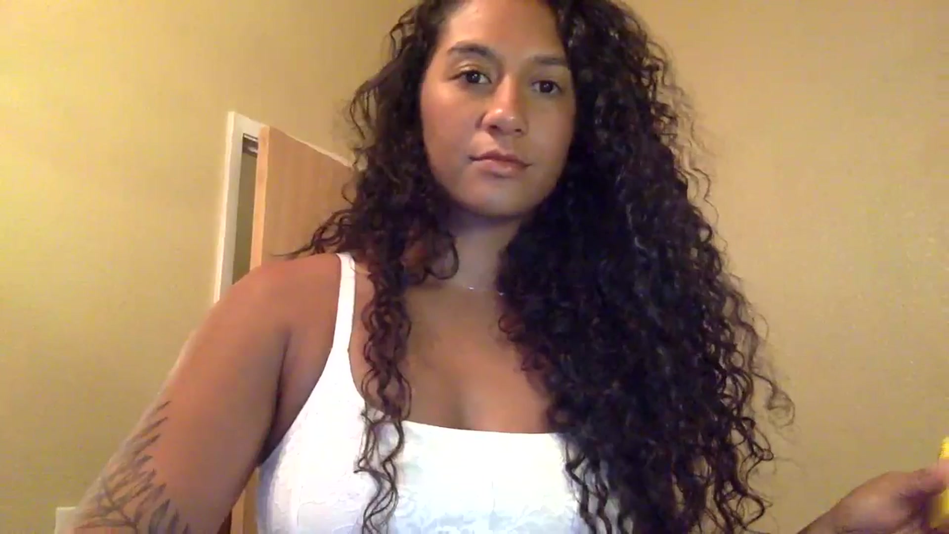 Gallery image thumbnail from Juniper_'s myfreecams stream on, 06/13/2024, 09:24 image 8 of 20