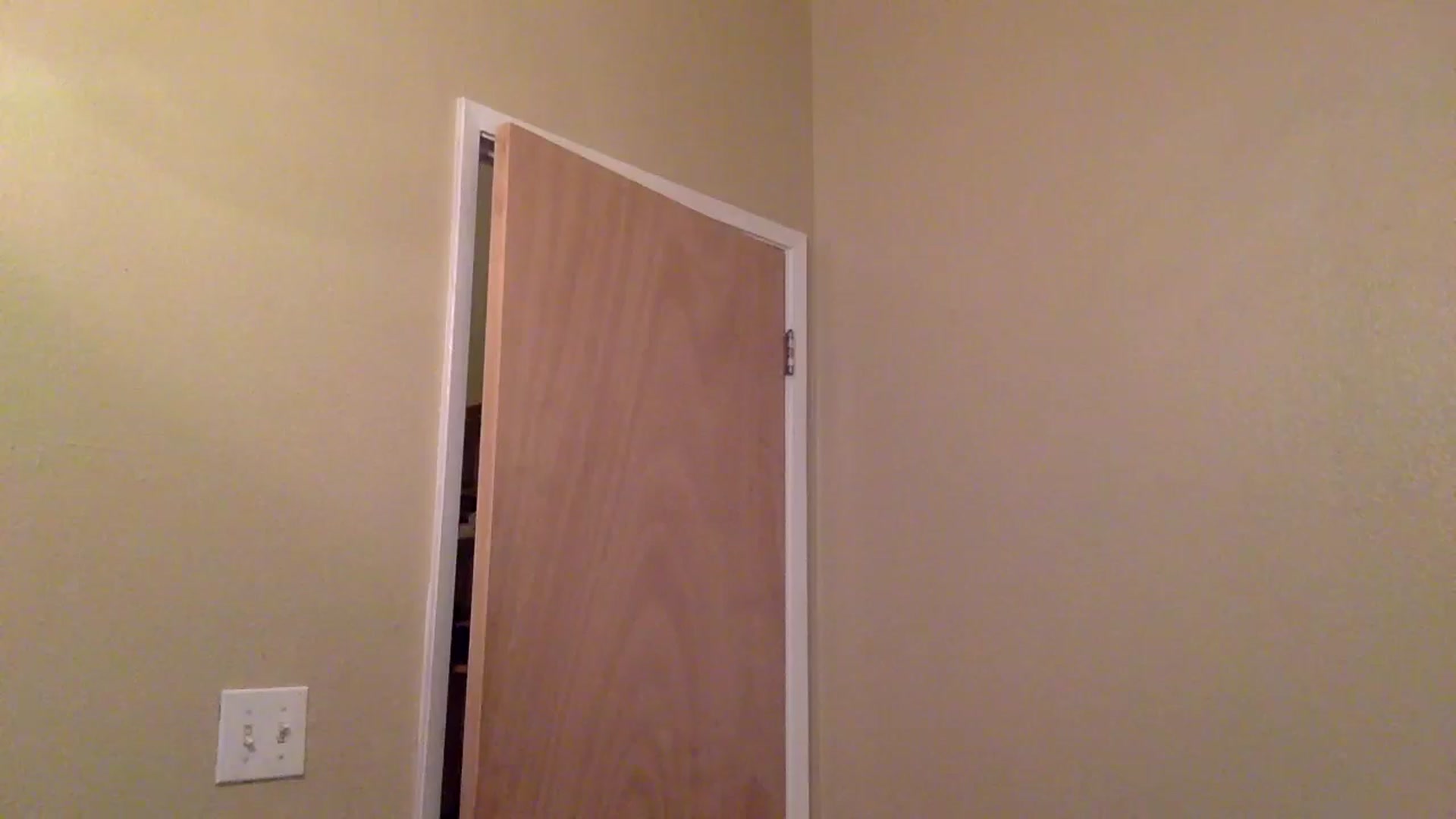 Gallery image thumbnail from Juniper_'s myfreecams stream on, 06/13/2024, 09:50 image 13 of 20