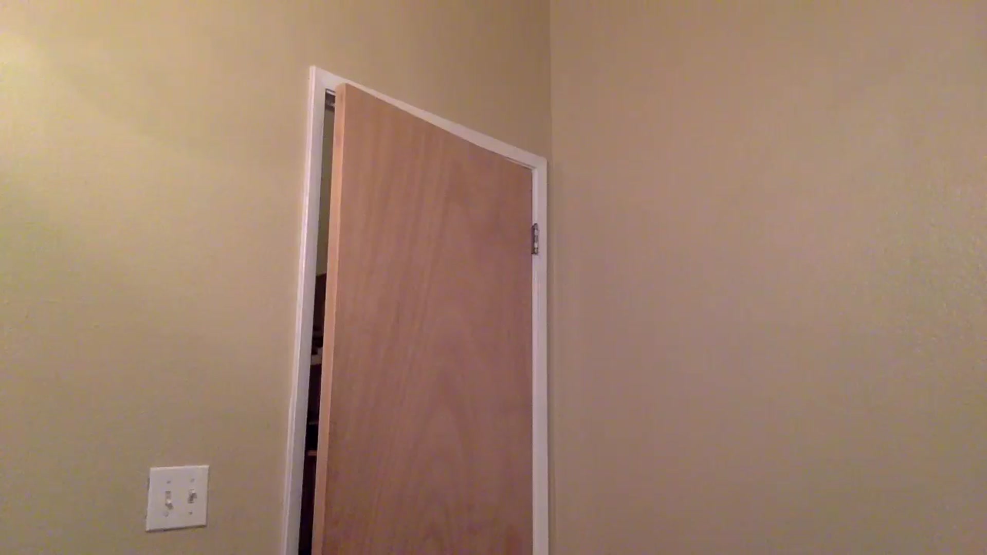 Gallery image thumbnail from Juniper_'s myfreecams stream on, 06/13/2024, 09:50 image 14 of 20