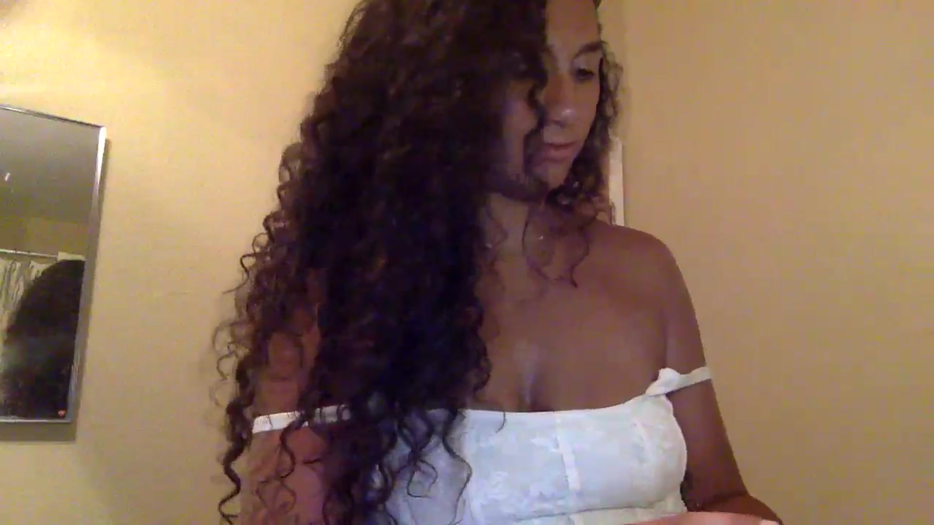 Gallery image thumbnail from Juniper_'s myfreecams stream on, 06/13/2024, 10:47 image 2 of 20