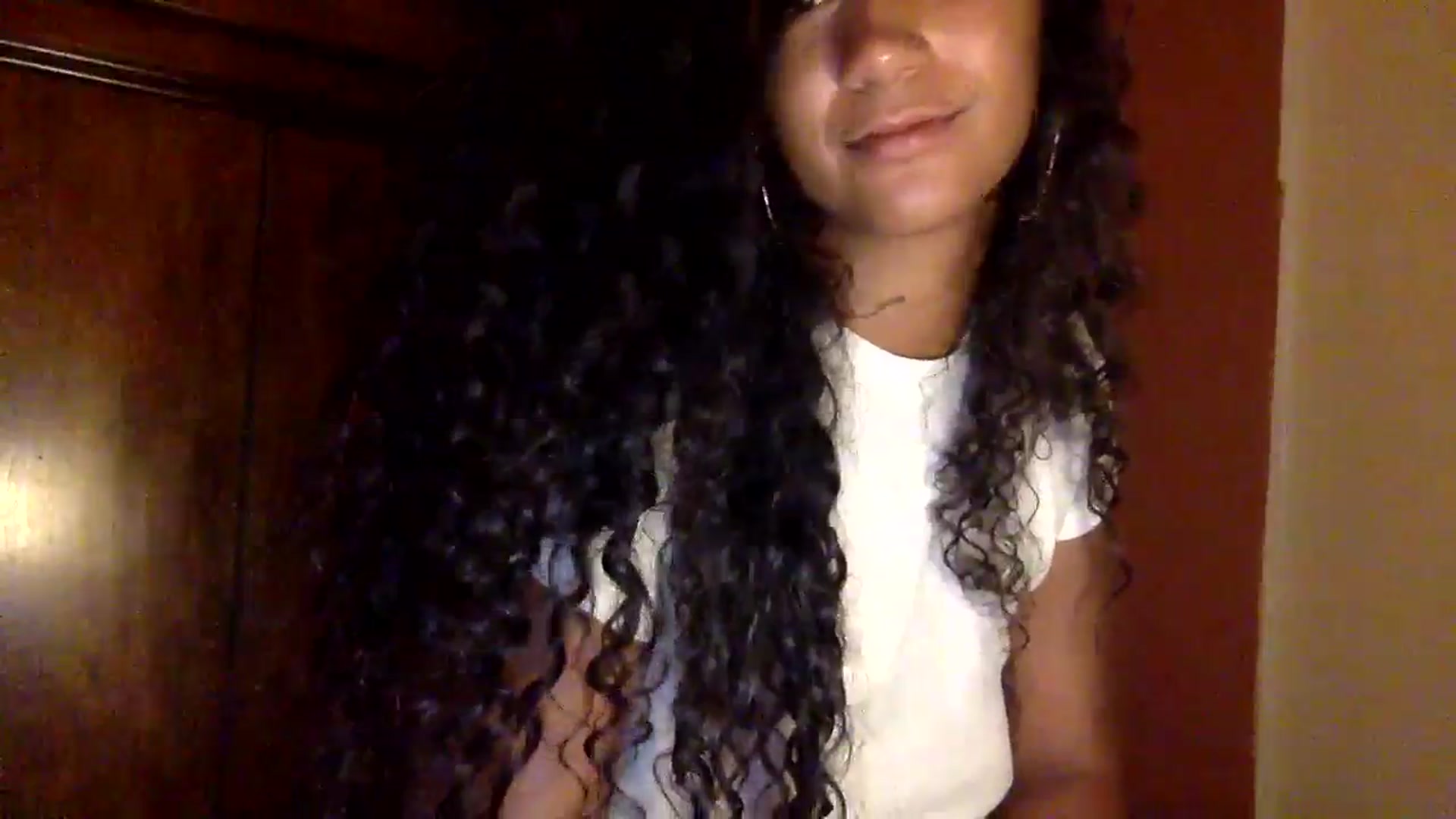 Gallery image thumbnail from Juniper_'s myfreecams stream on, 06/15/2024, 11:18 image 12 of 20