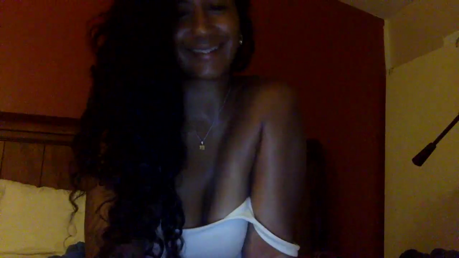 Gallery image thumbnail from Juniper_'s myfreecams stream on, 07/22/2024, 08:41 image 4 of 20