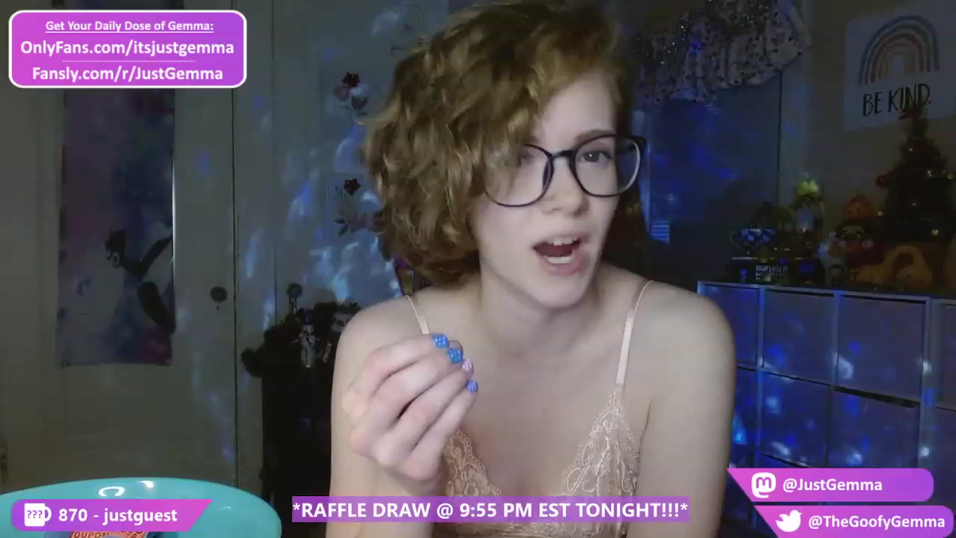 Gallery image thumbnail from JustGemma's myfreecams stream on, 11/29/2022, 03:11 image 13 of 20