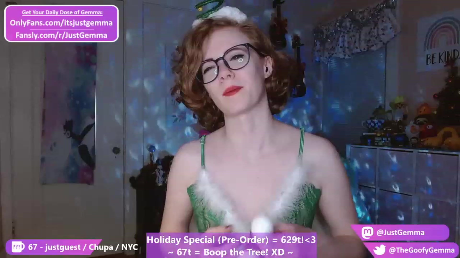 Gallery image thumbnail from JustGemma's myfreecams stream on, 12/06/2022, 03:03 image 4 of 20