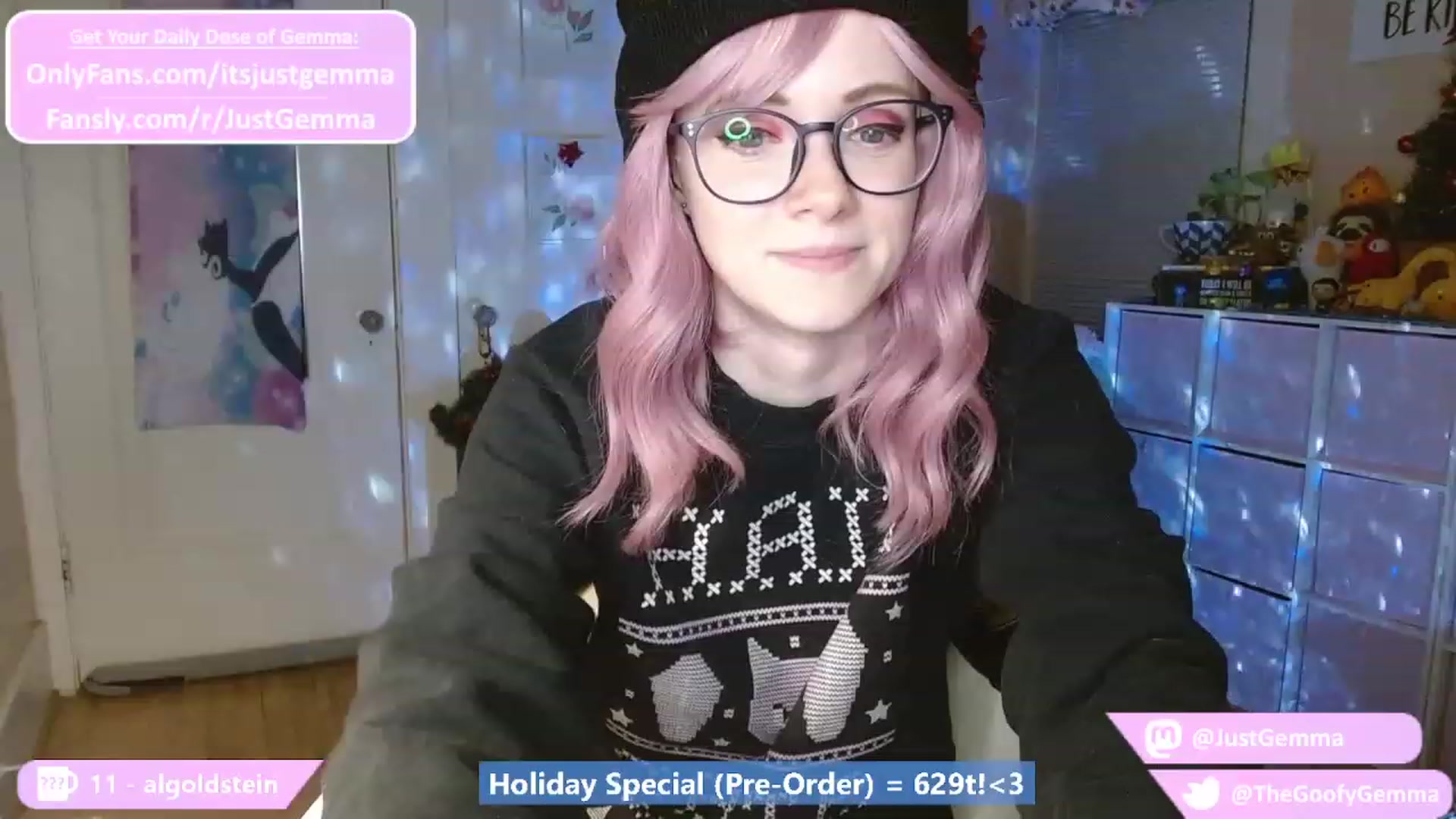 Gallery image thumbnail from JustGemma's myfreecams stream on, 12/17/2022, 03:03 image 1 of 20