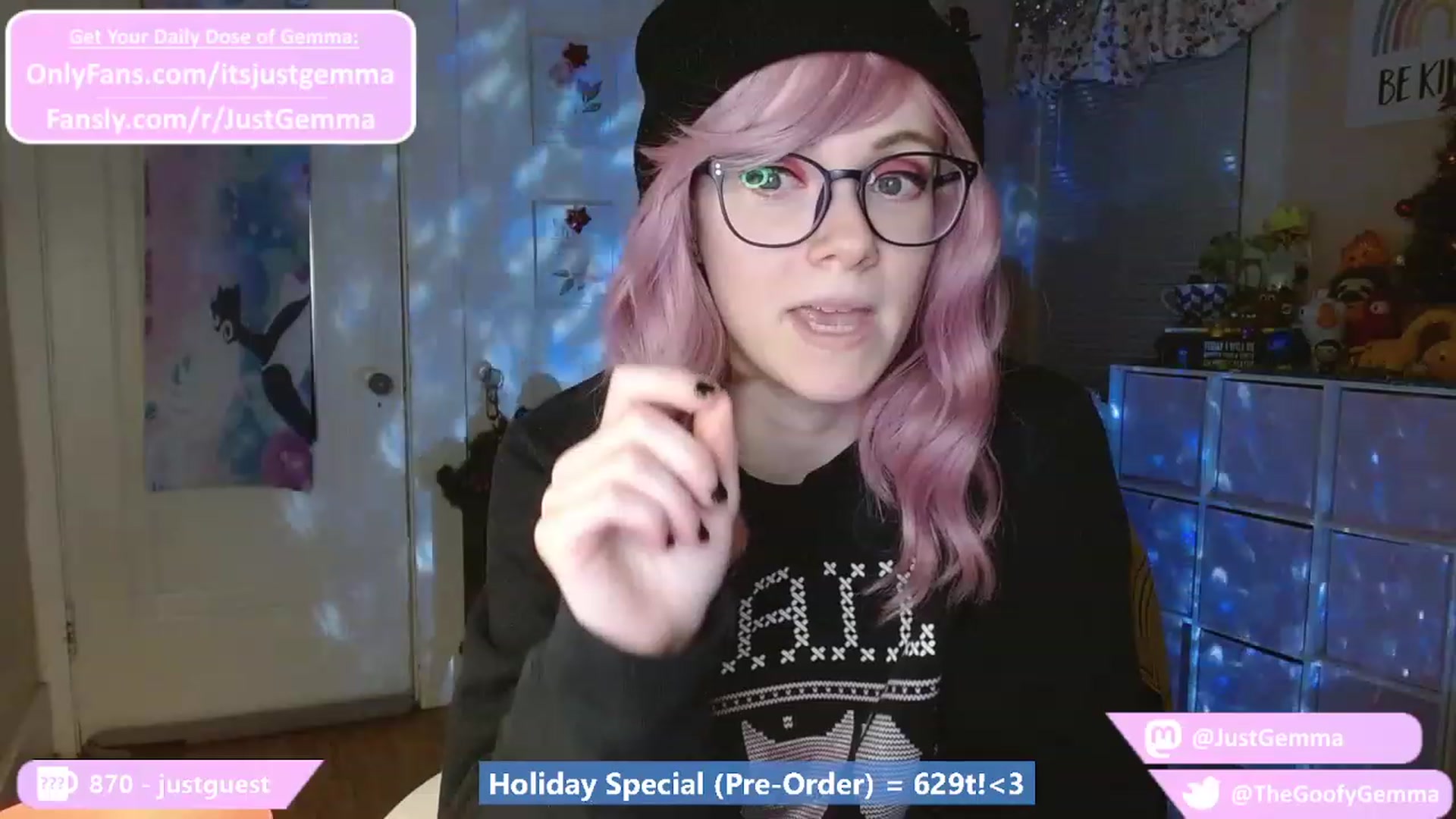 Gallery image thumbnail from JustGemma's myfreecams stream on, 12/17/2022, 03:03 image 7 of 20