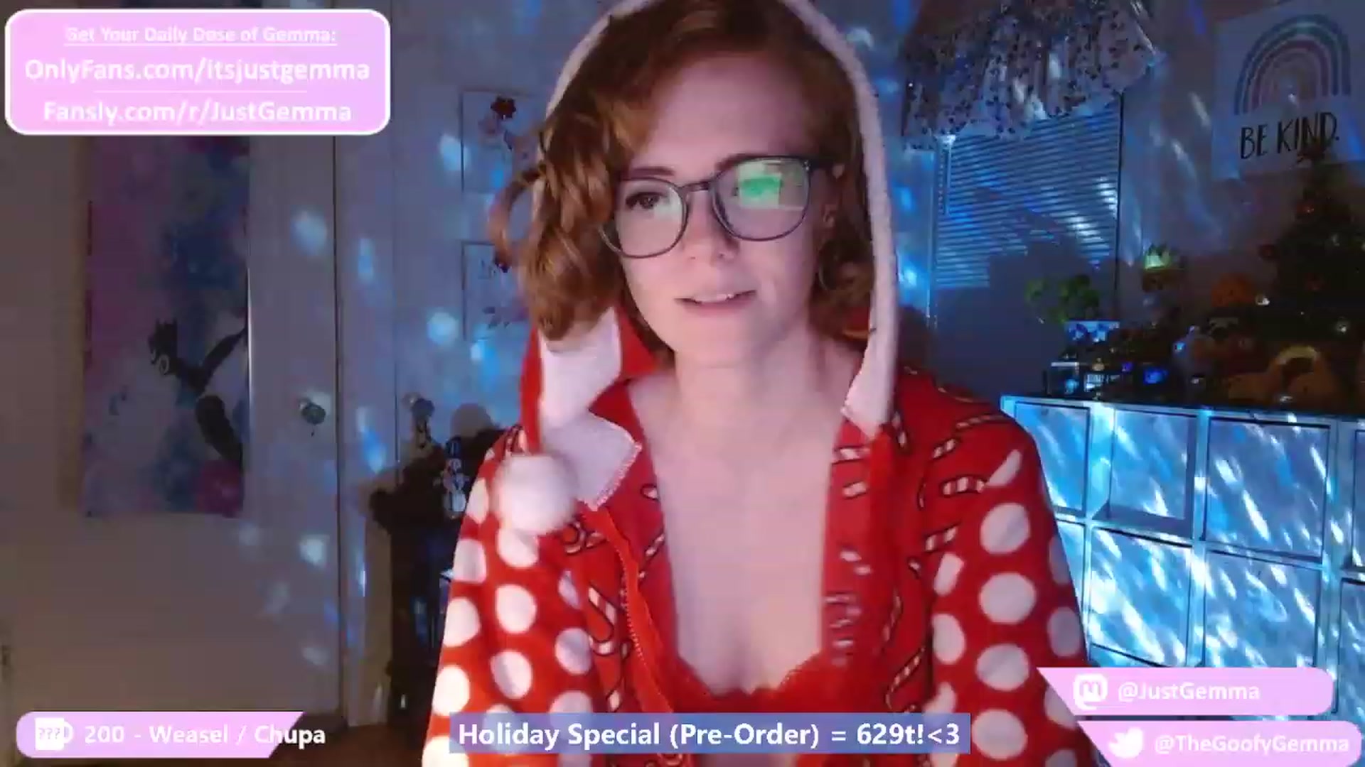 Gallery image thumbnail from JustGemma's myfreecams stream on, 12/20/2022, 03:01 image 14 of 20