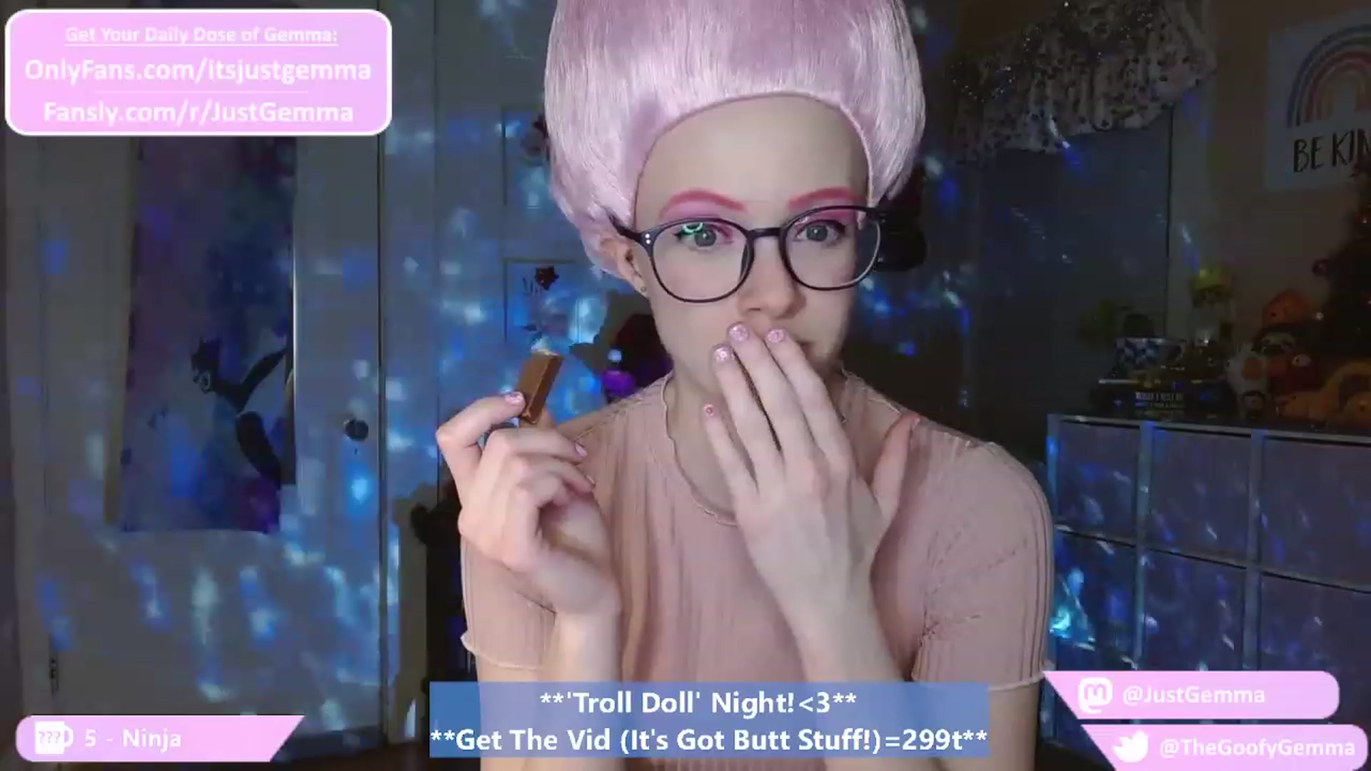 Gallery image thumbnail from JustGemma's myfreecams stream on, 12/31/2022, 03:03 image 4 of 20