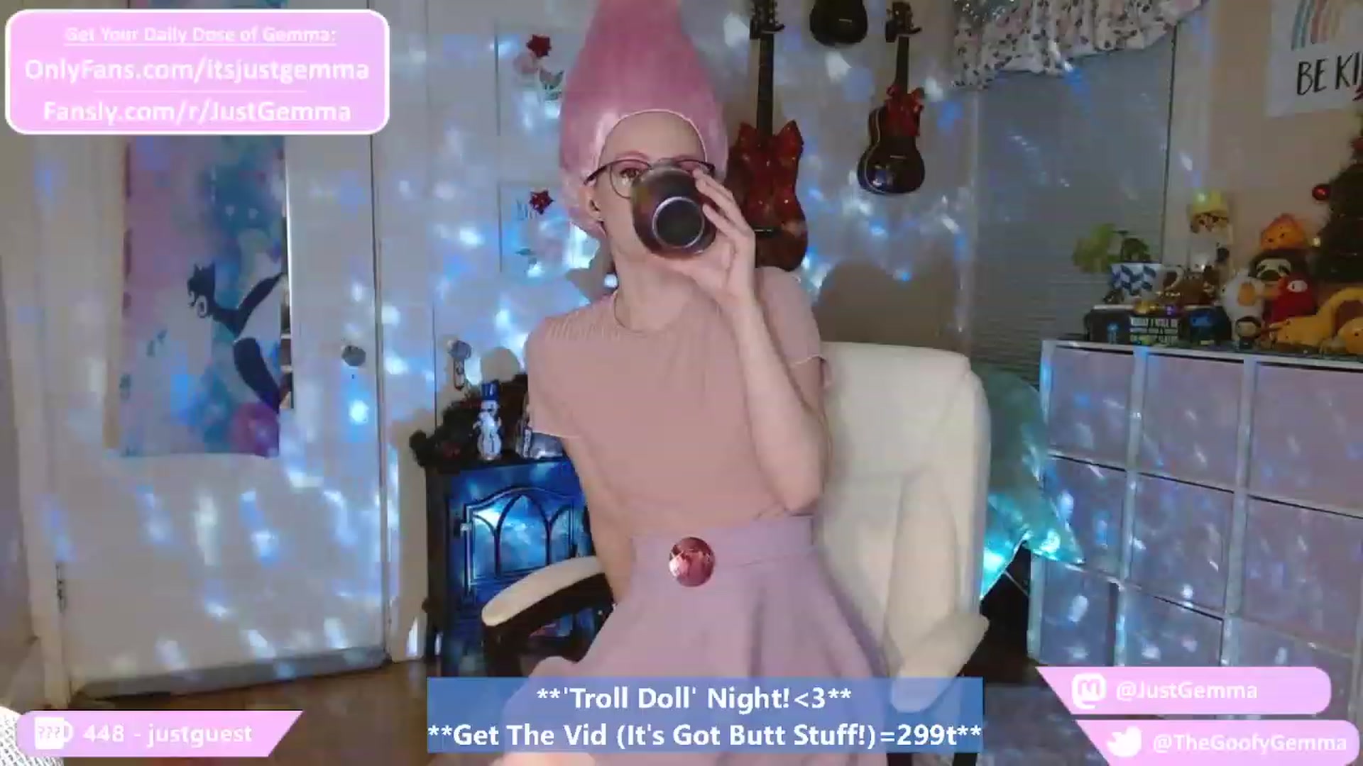 Gallery image thumbnail from JustGemma's myfreecams stream on, 12/31/2022, 03:03 image 14 of 20