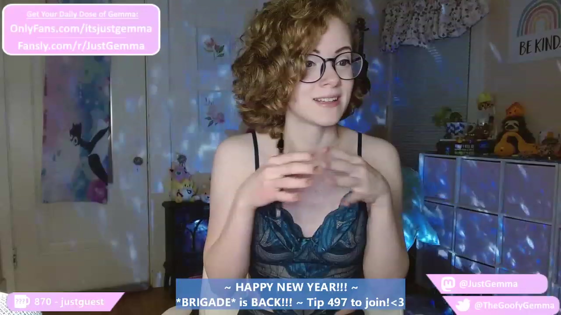 Gallery image thumbnail from JustGemma's myfreecams stream on, 01/03/2023, 03:05 image 6 of 20