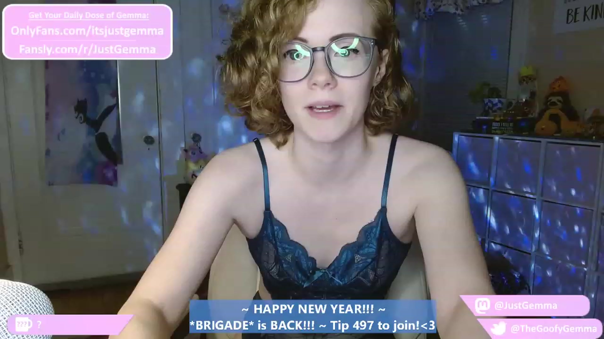 Gallery image thumbnail from JustGemma's myfreecams stream on, 01/03/2023, 03:05 image 1 of 20