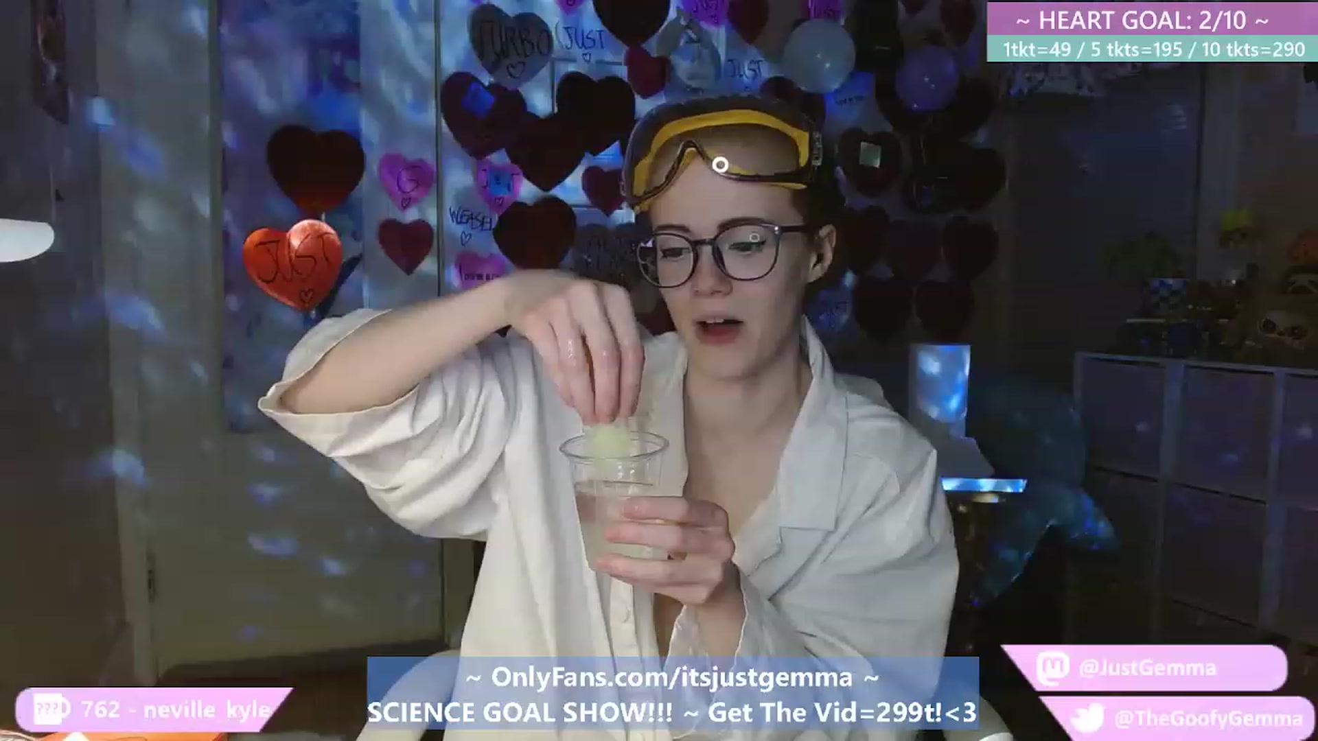 Gallery image thumbnail from JustGemma's myfreecams stream on, 02/25/2023, 03:03 image 9 of 20