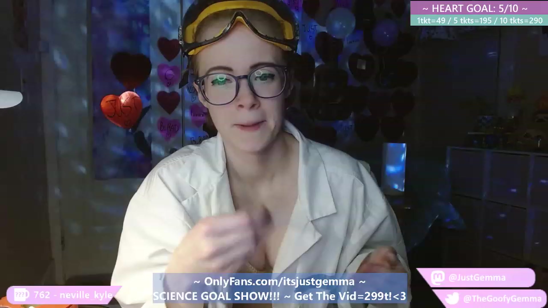 Gallery image thumbnail from JustGemma's myfreecams stream on, 02/25/2023, 03:03 image 18 of 20