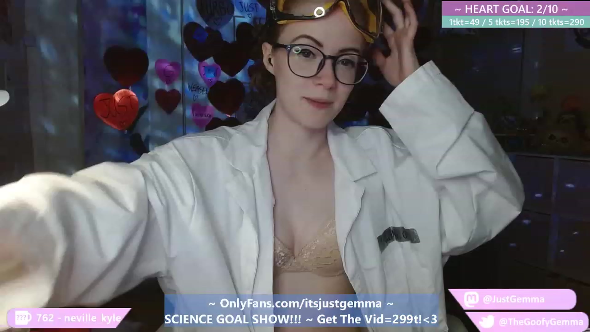 Gallery image thumbnail from JustGemma's myfreecams stream on, 02/25/2023, 03:03 image 7 of 20