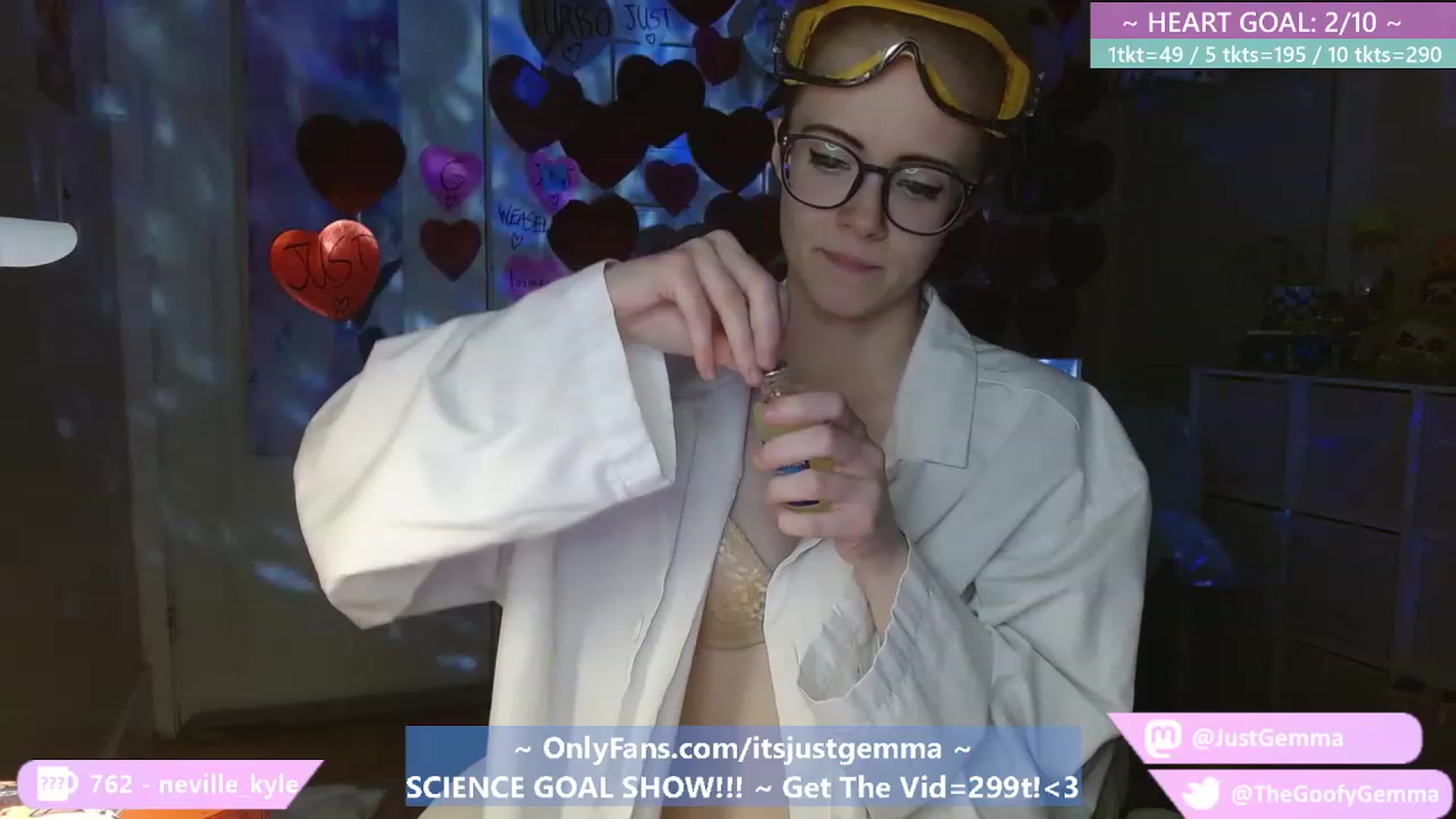 Gallery image thumbnail from JustGemma's myfreecams stream on, 02/25/2023, 03:03 image 8 of 20