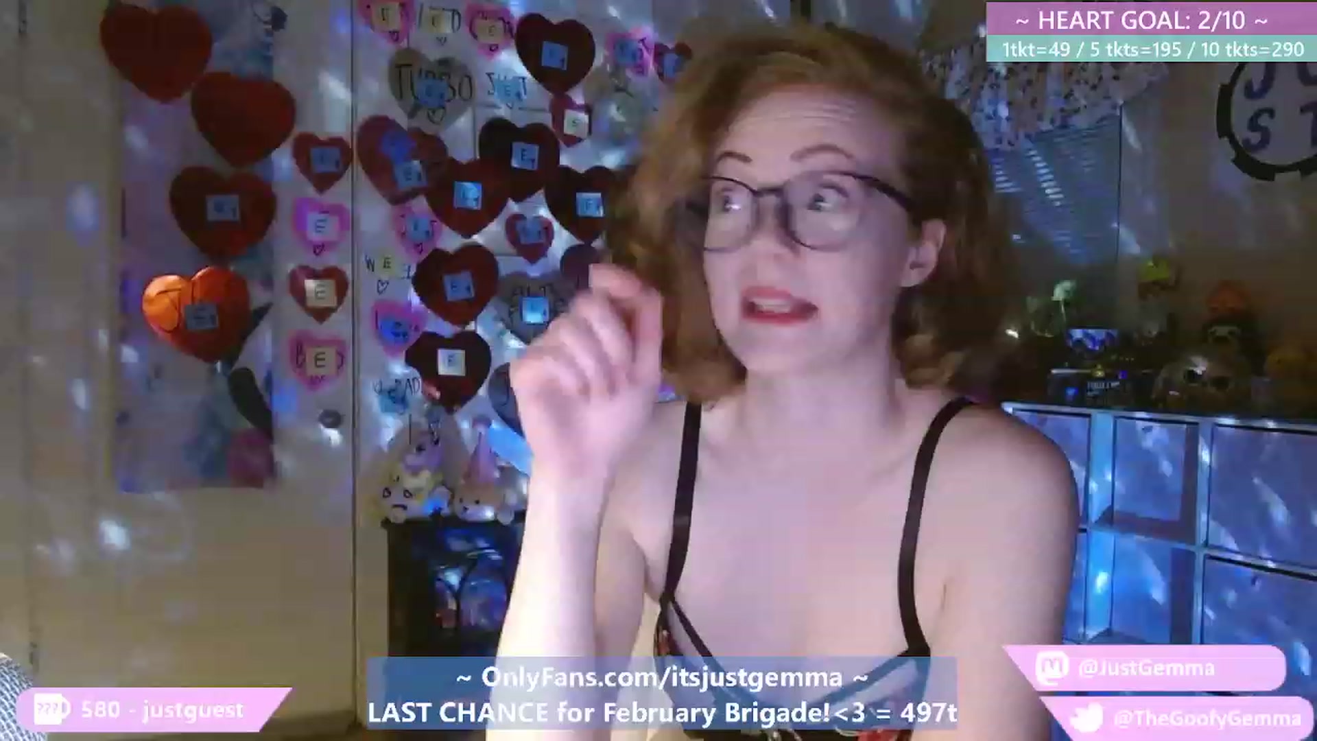 Gallery image thumbnail from JustGemma's myfreecams stream on, 02/28/2023, 03:01 image 6 of 20