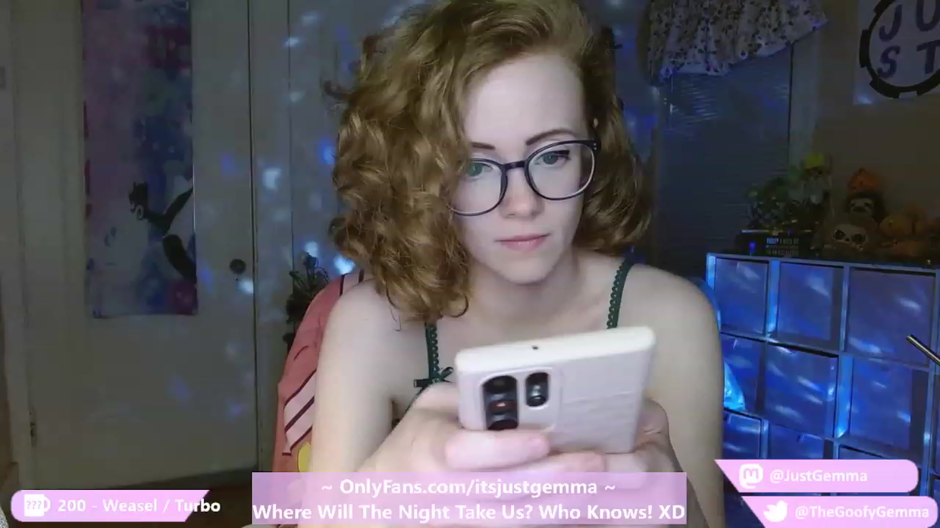 Gallery image thumbnail from JustGemma's myfreecams stream on, 04/29/2023, 02:02 image 5 of 20